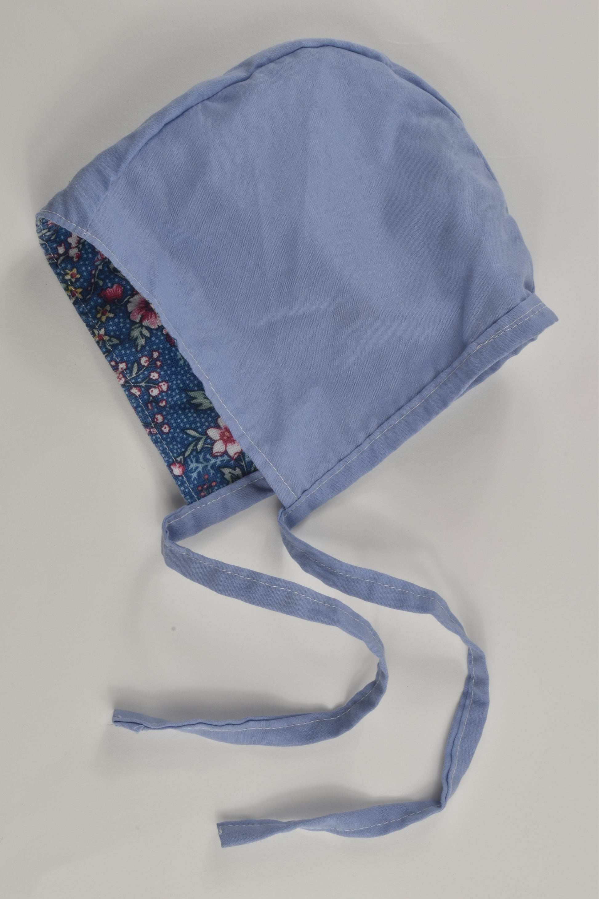 Handmade Size approx 0-6 months Bonnet