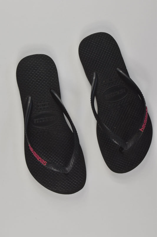 Havaianas Size US 2Y Thongs