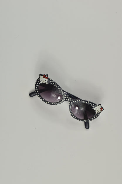 Hello Kitty Size approx 2-6 years Sunnies