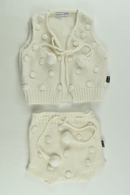 Hubble and Duke Size 1 Knit Outfit
