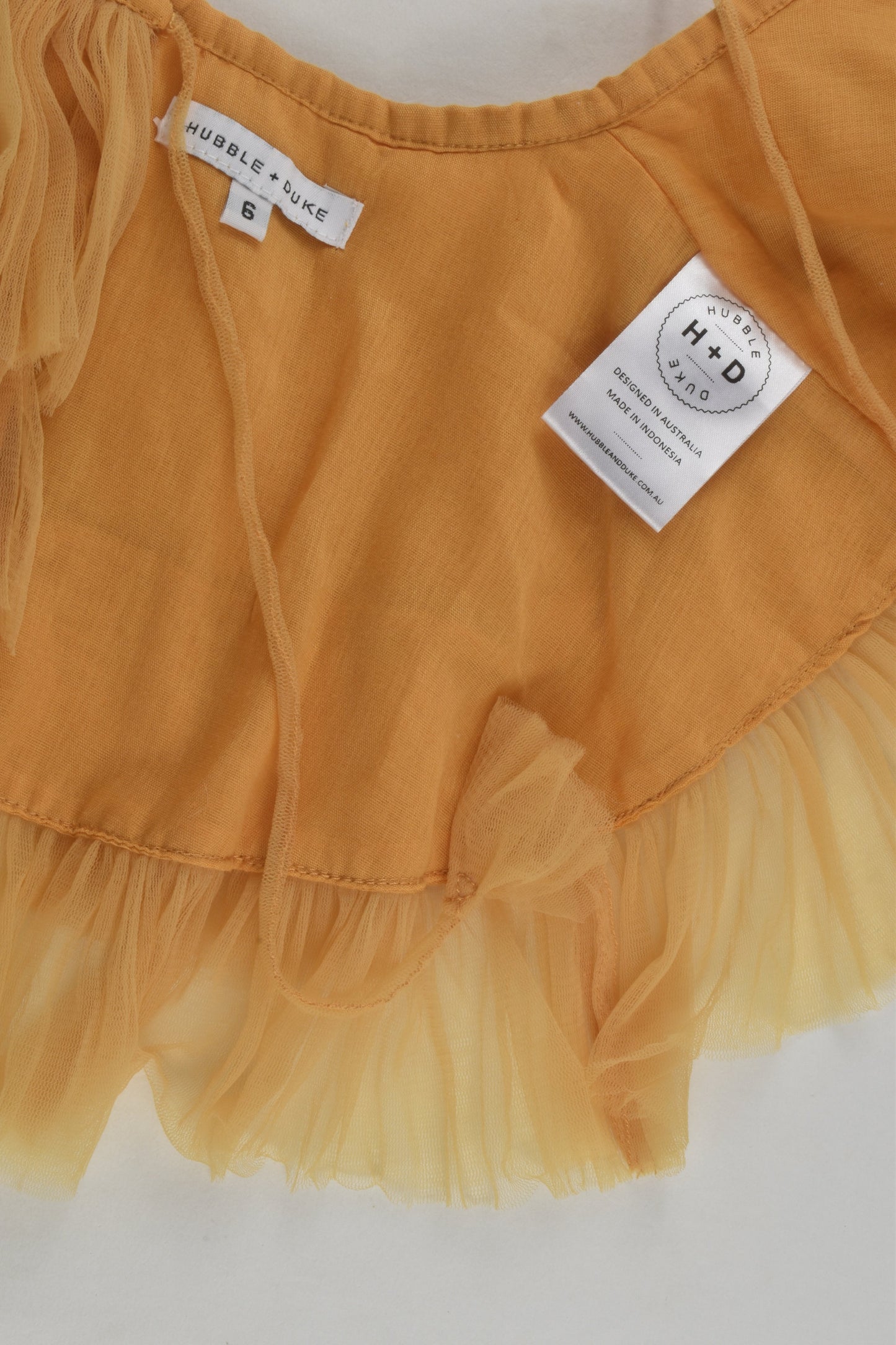 Hubble and Duke Size 6 Cape Poncho