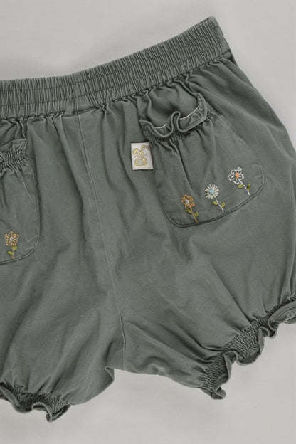 Hunny Bunny Size 2 (24 months) Floral Embroidery Back Pockets Shorts