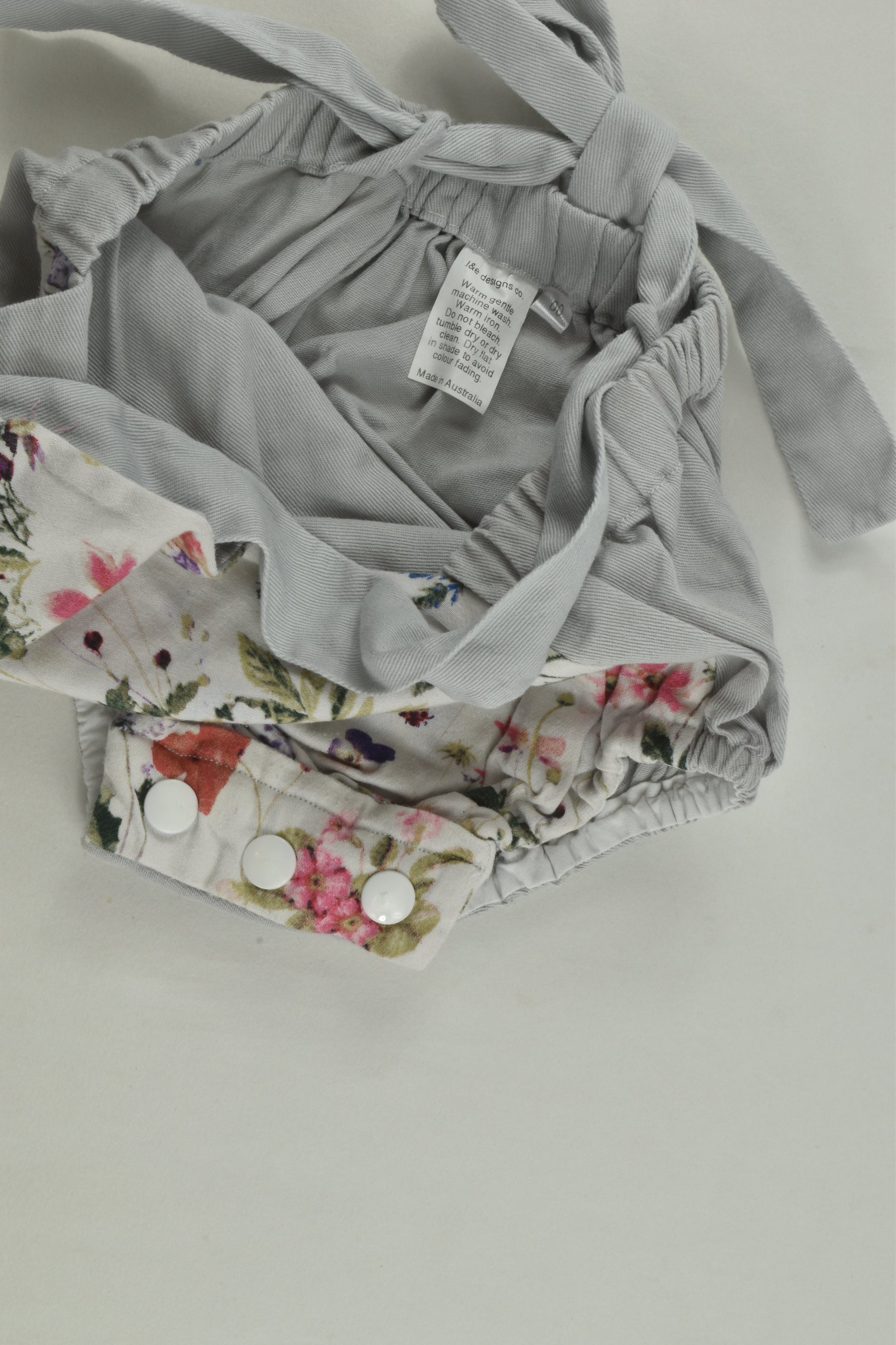 I&e Size 00 Bubble Romper