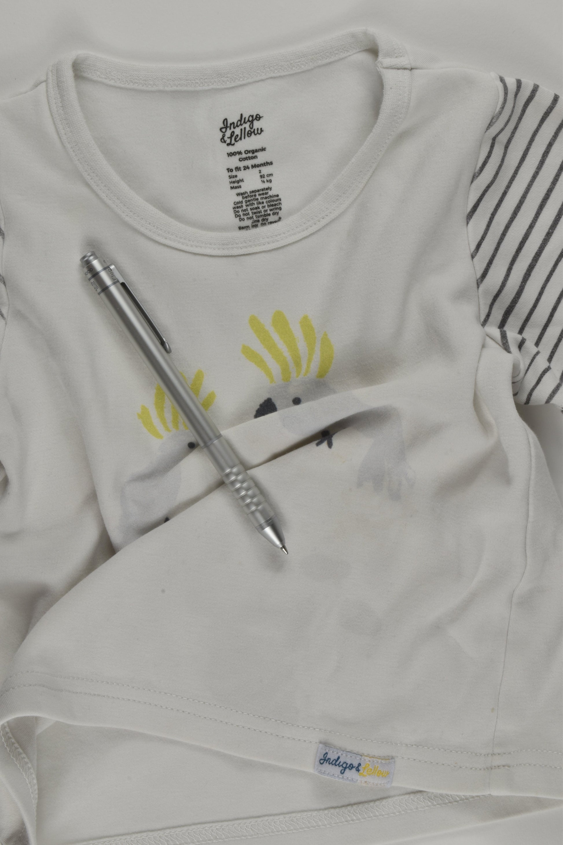 Indigo & Lellow Size 2 Cockatoo T-shirt