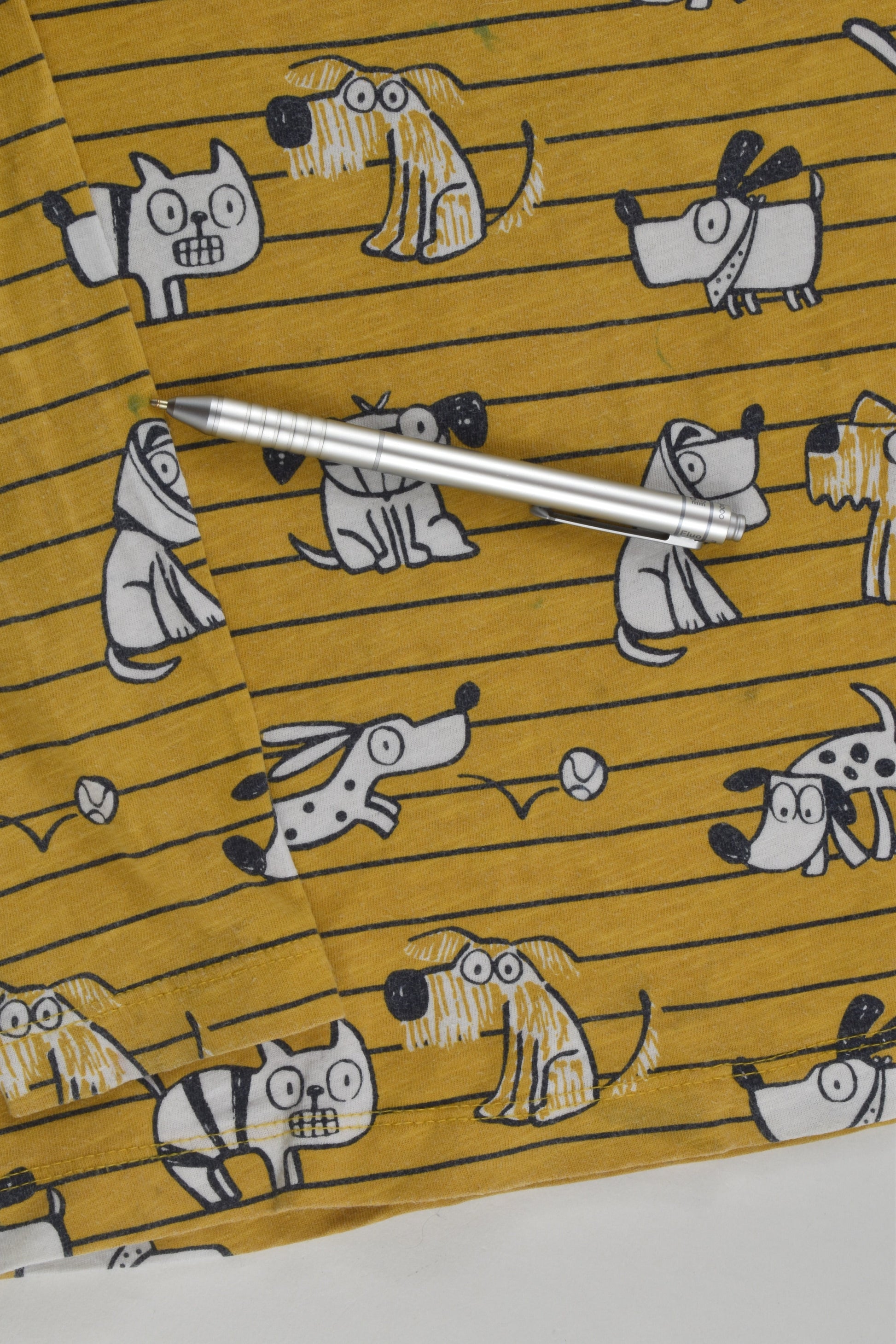 Jack & Milly Size 4 Dogs Top