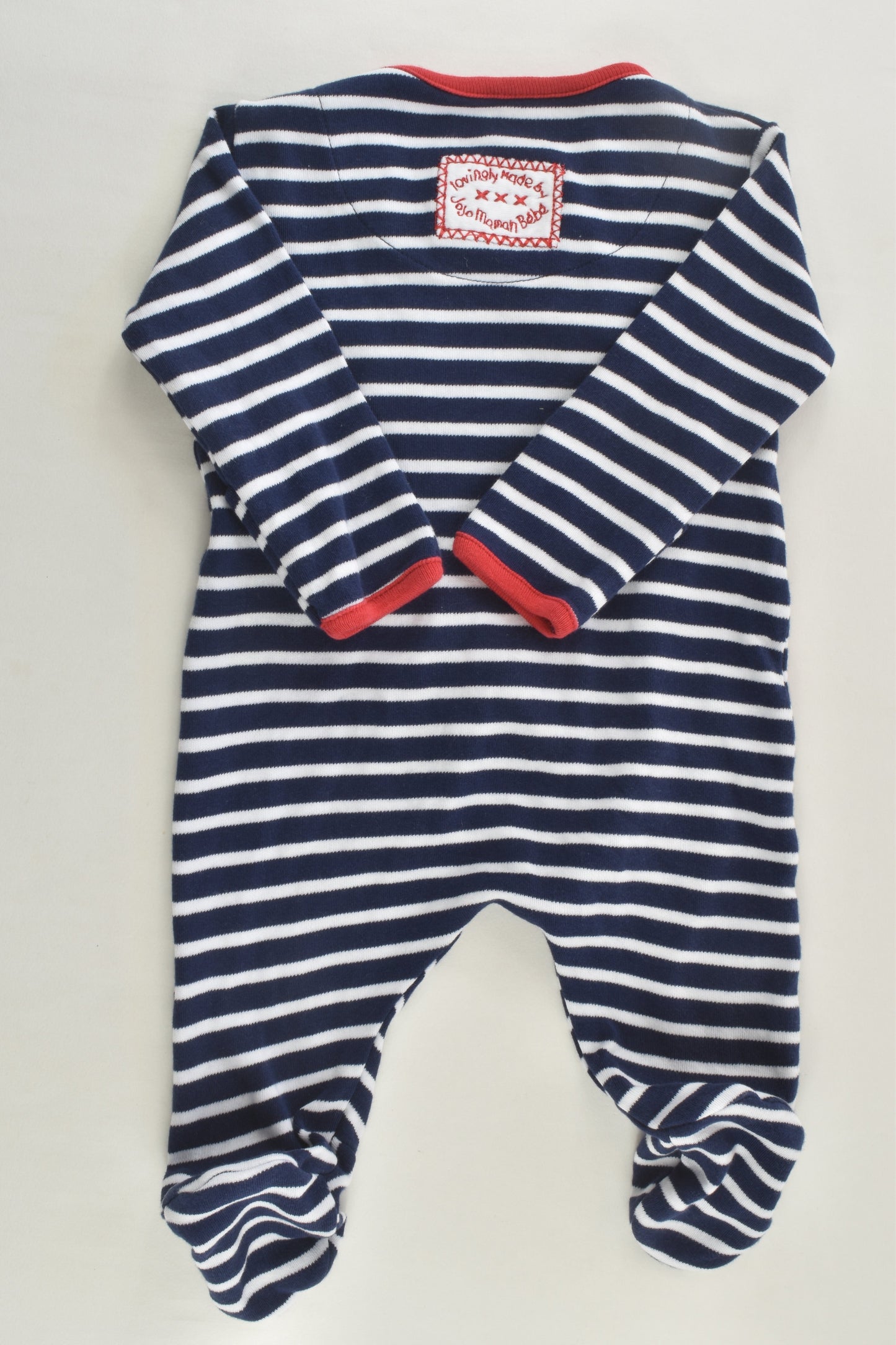 JoJo Mamam Bébé Size 000 Polar Bear Footed Romper