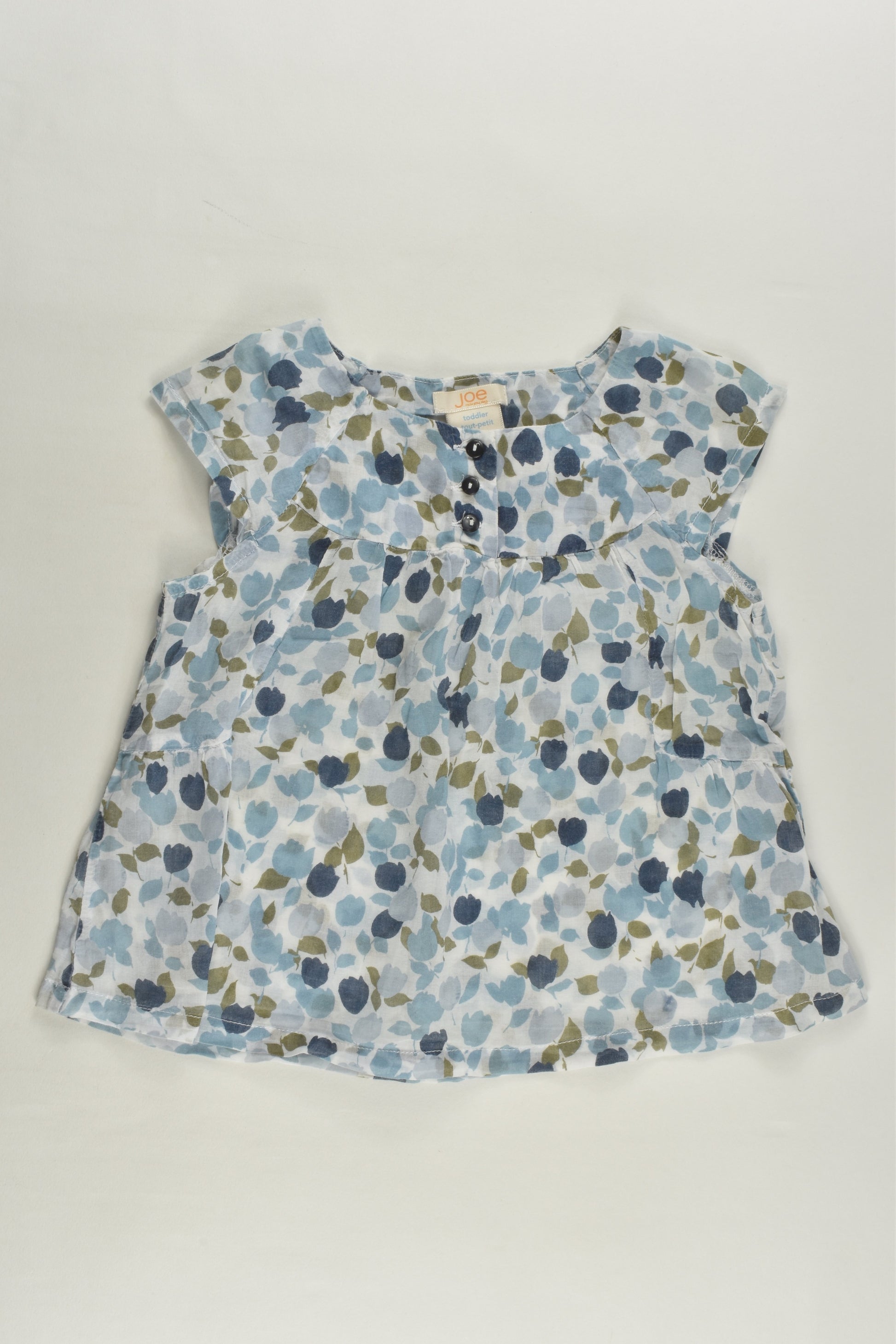 Joe Size 2 Lightweight Blouse