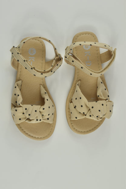 K-D Size 9 Sandals