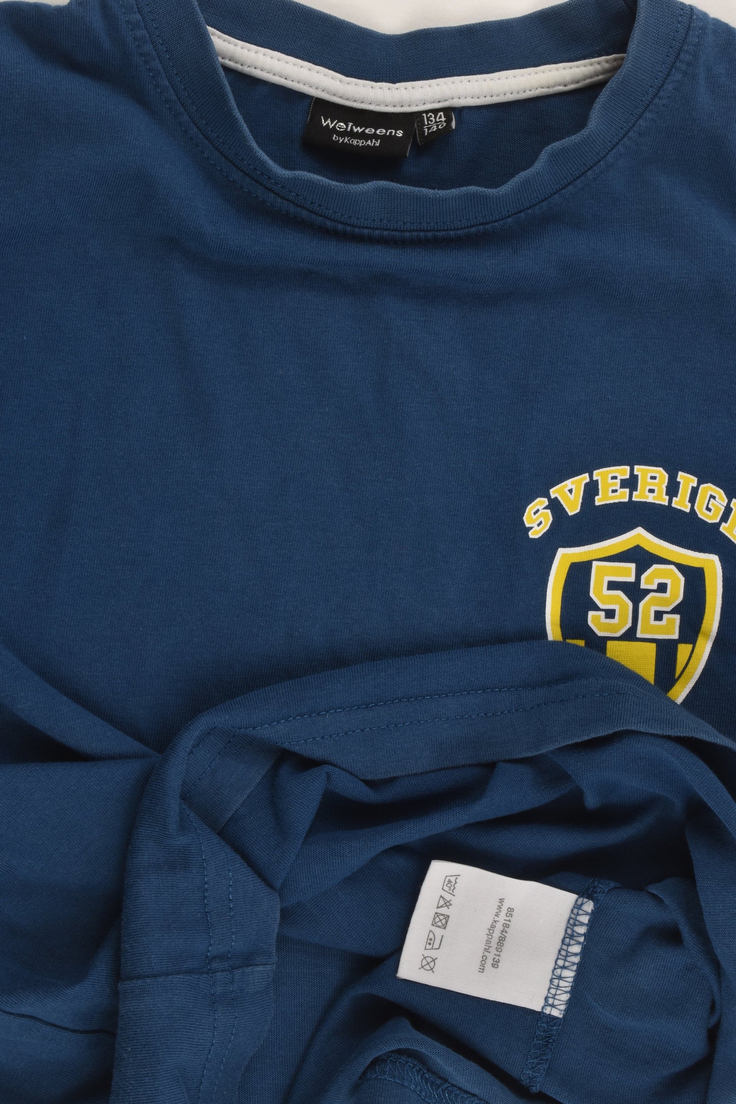 KappAhl Size 9-10 (134-140 cm) 'Sverige' T-shirt