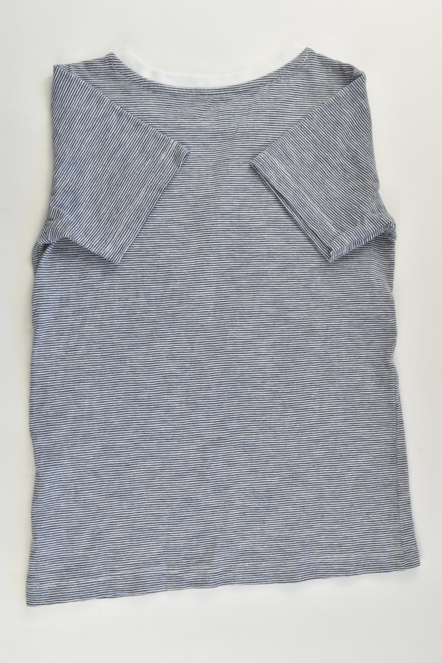 Kids & Co Size 6 'No Worries' T-shirt