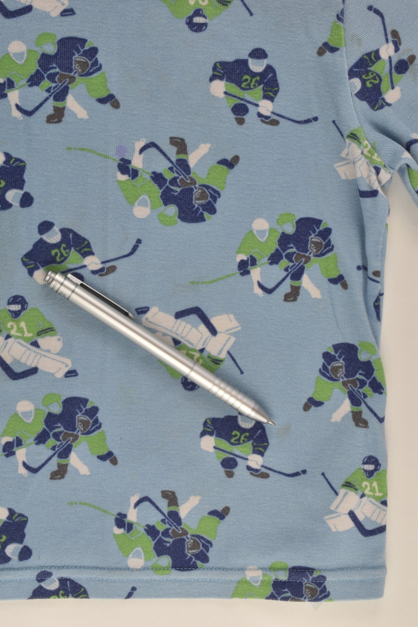 Kirkland Size 3 Ice Hockey Pyjamas