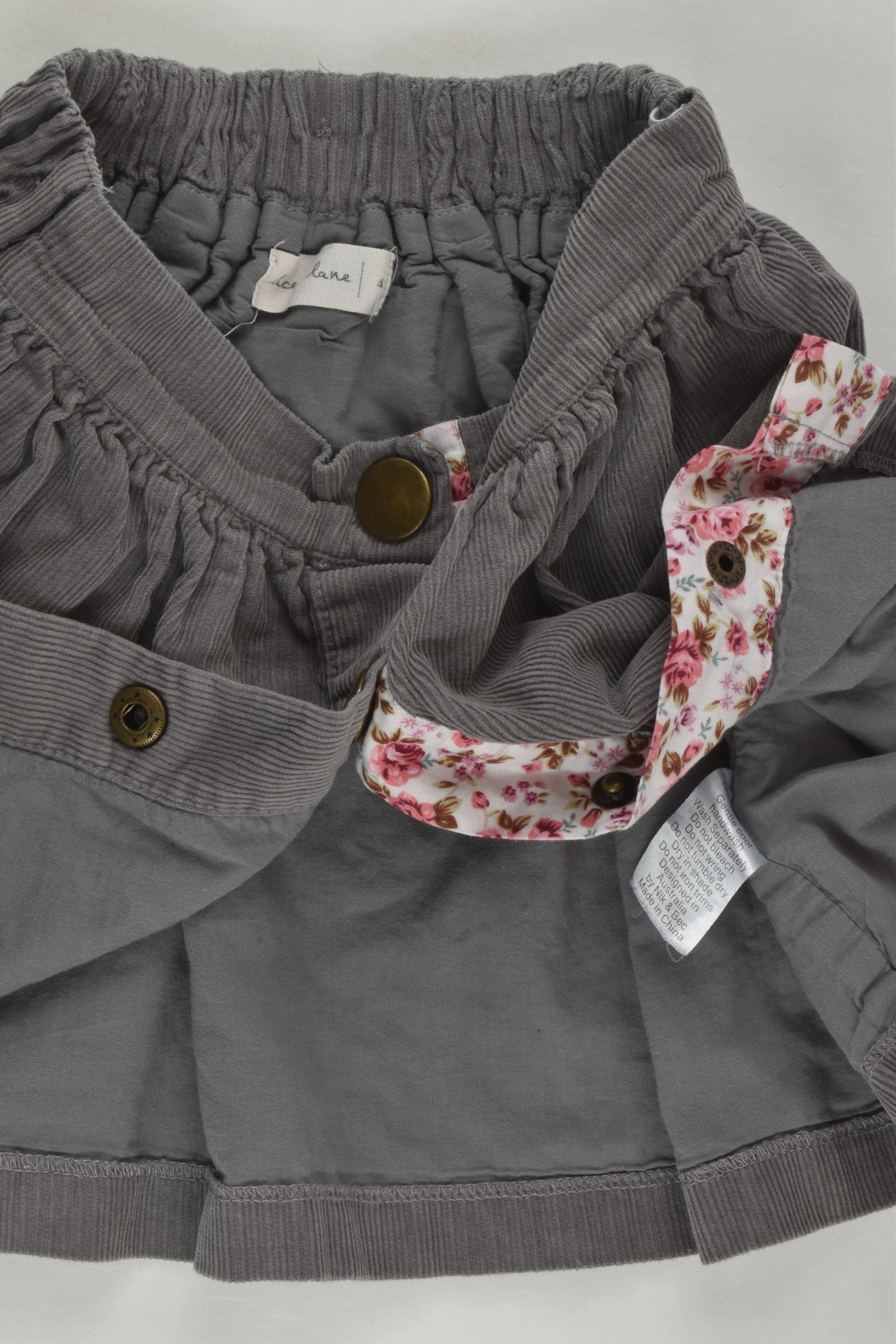 Cord skirt size 4 cheap