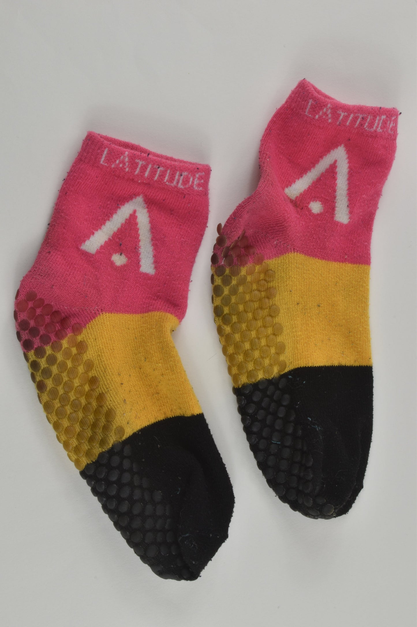 Latitude Size approx 6-8 Socks