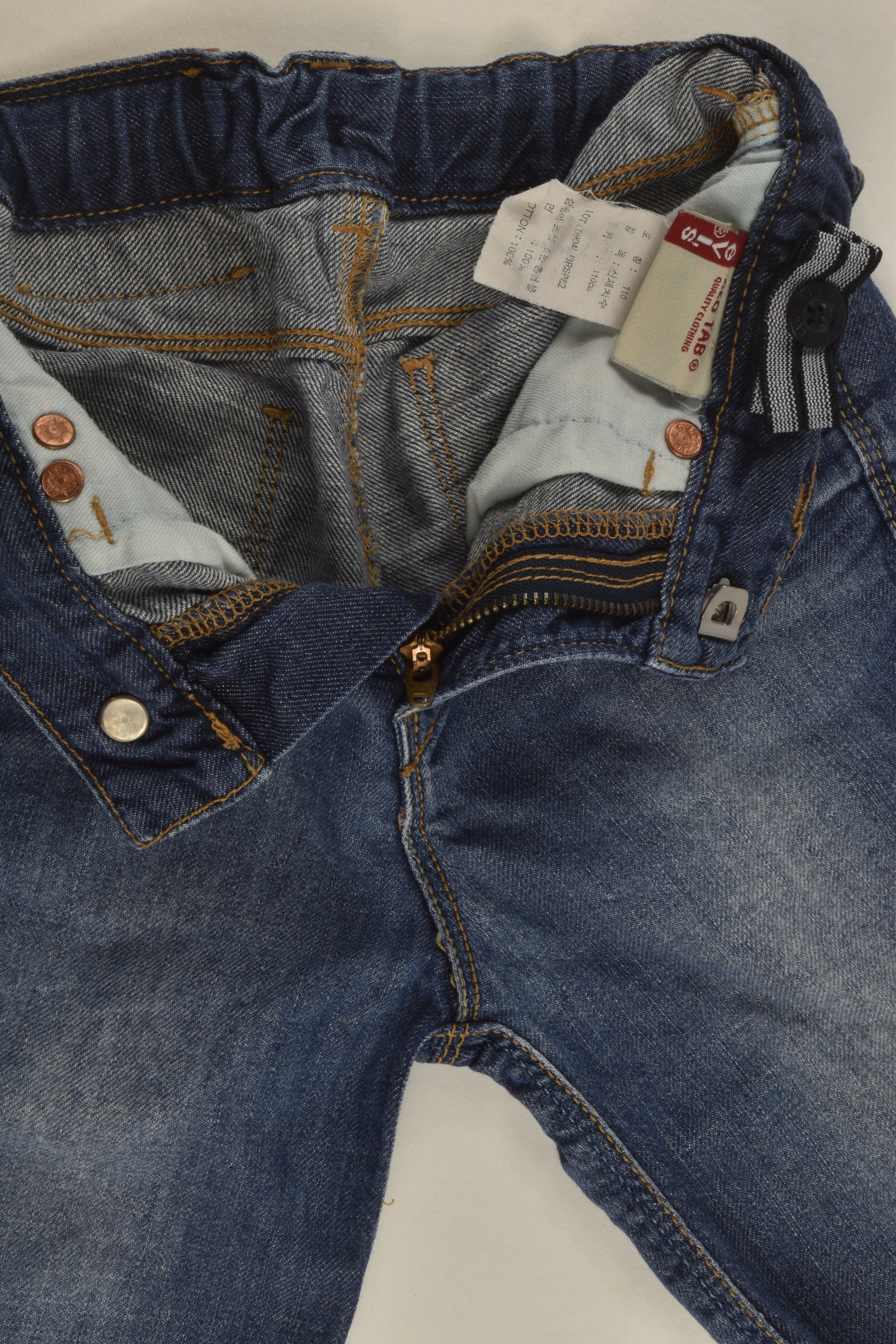 Levi's Size 5 (110 cm) Denim Shorts