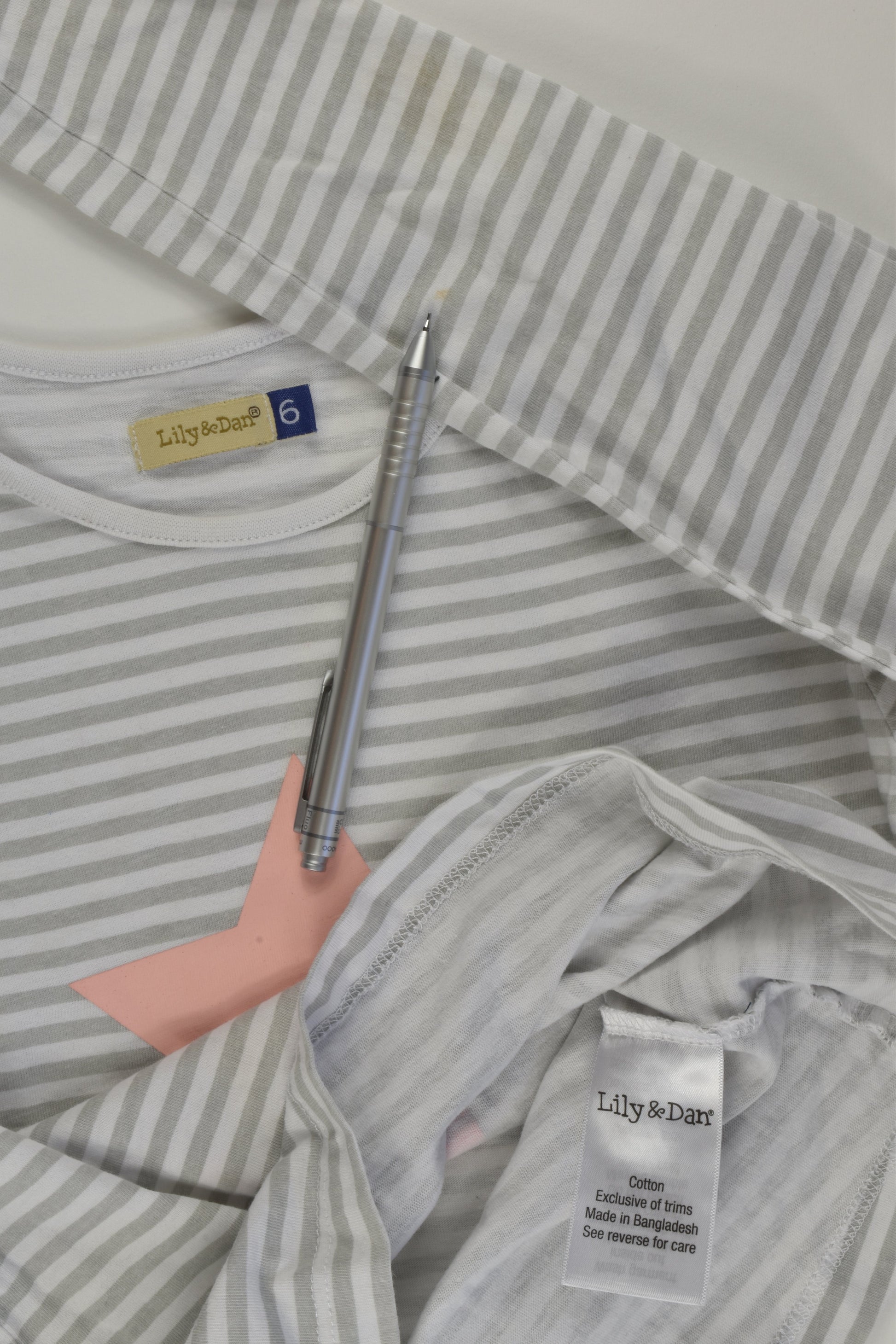 Lily & Dan Size 6 Star Top