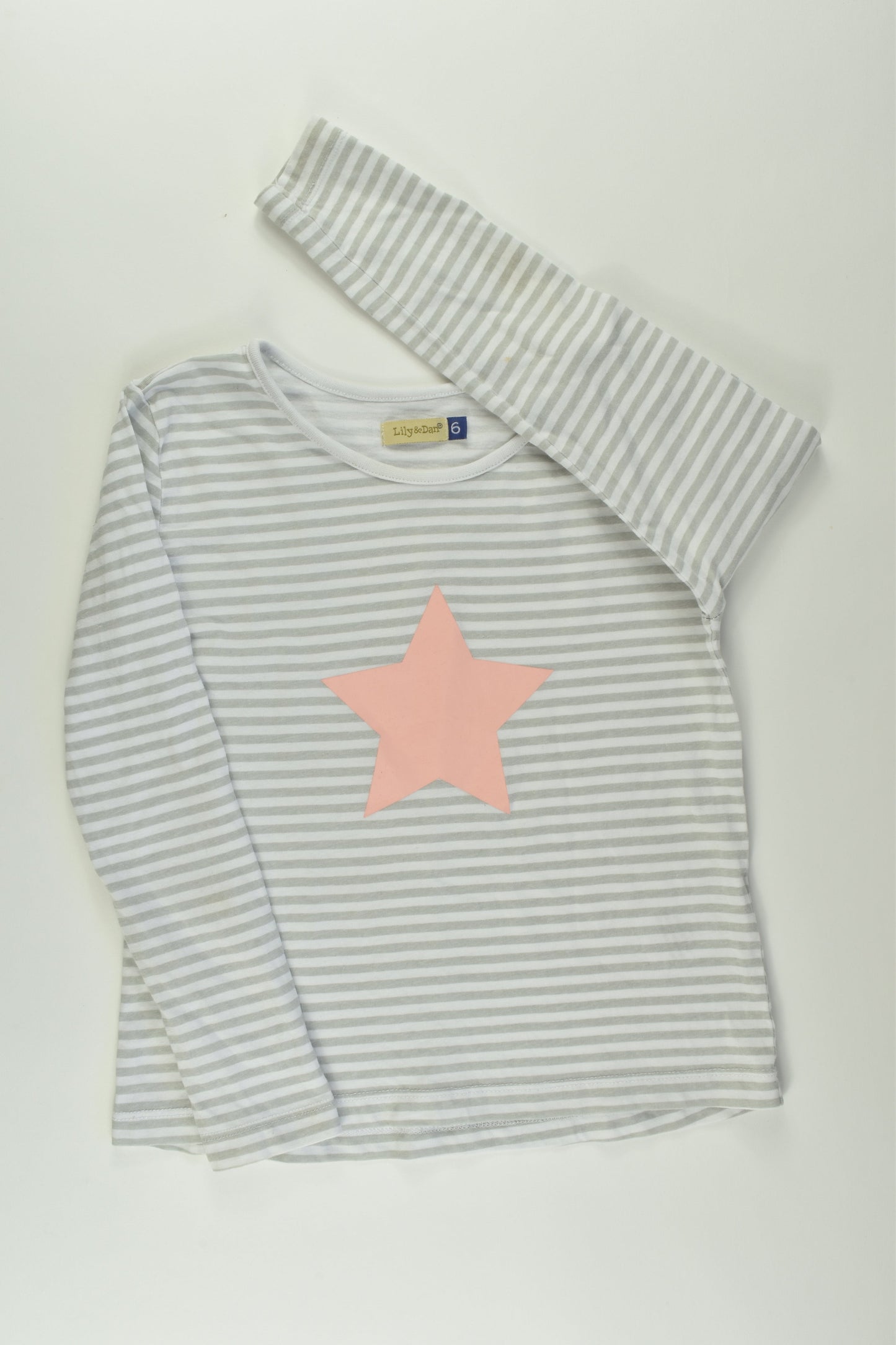 Lily & Dan Size 6 Star Top