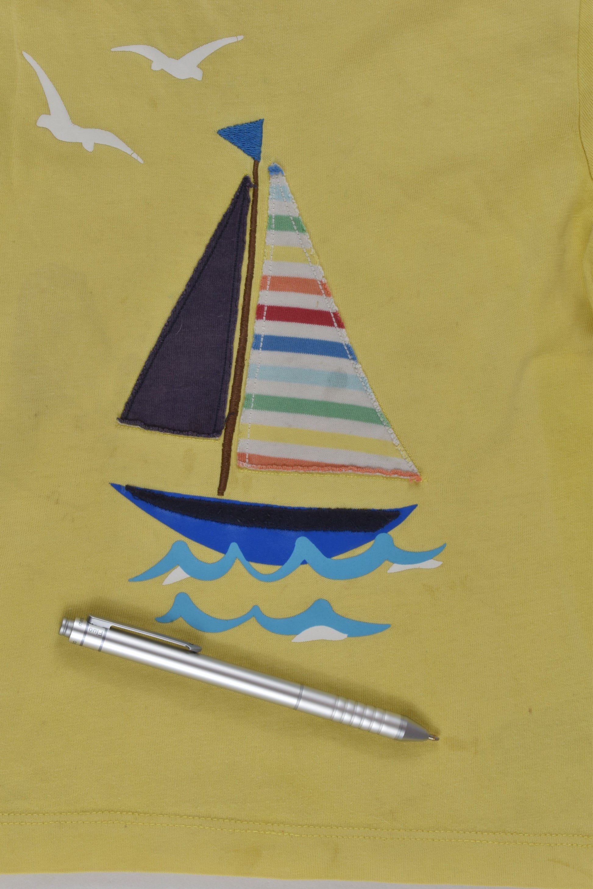 Little Bird Size 2-3 Rainbow Sailboat T-shirt