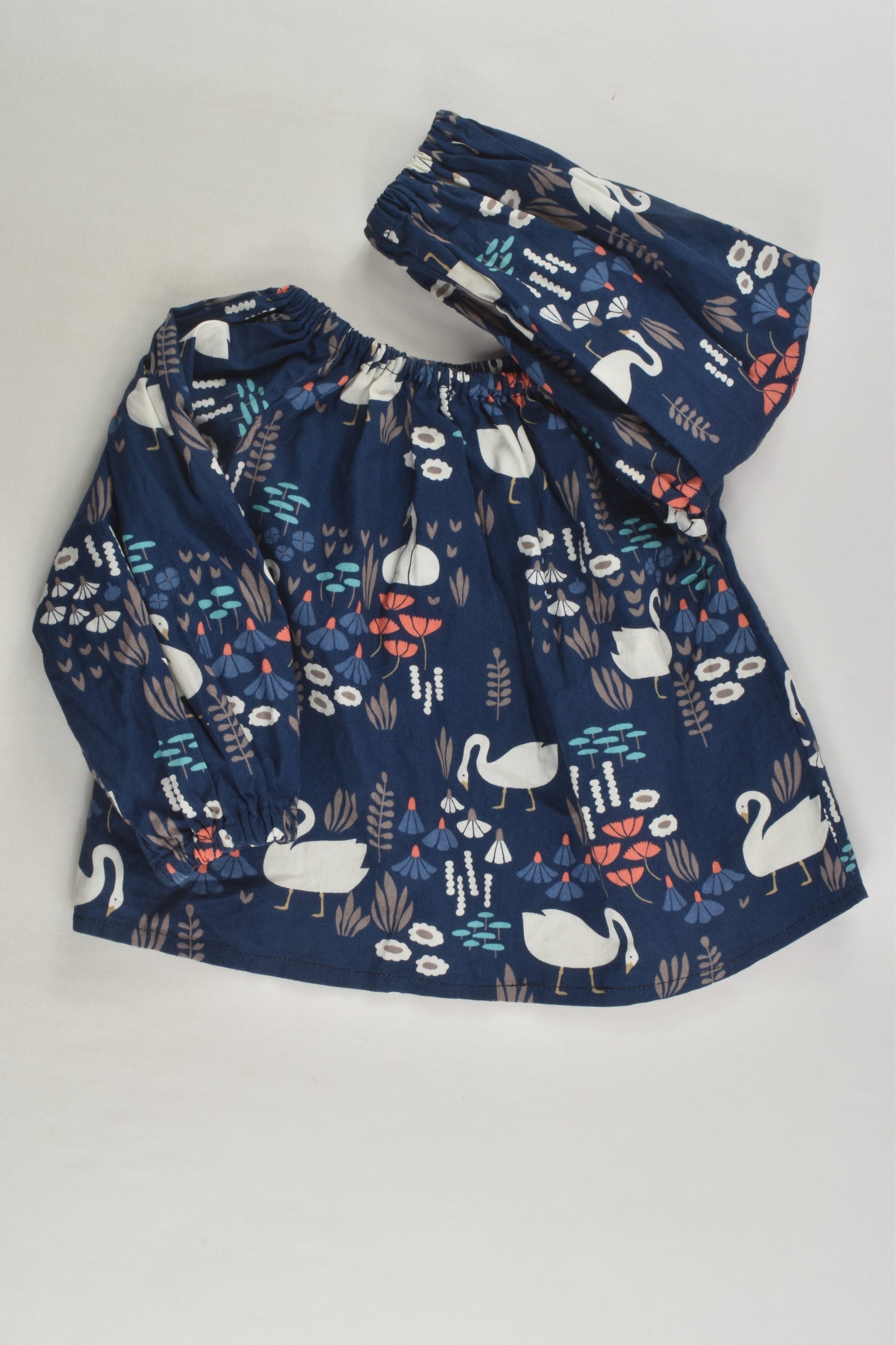 MLG Size 0 Swan Blouse