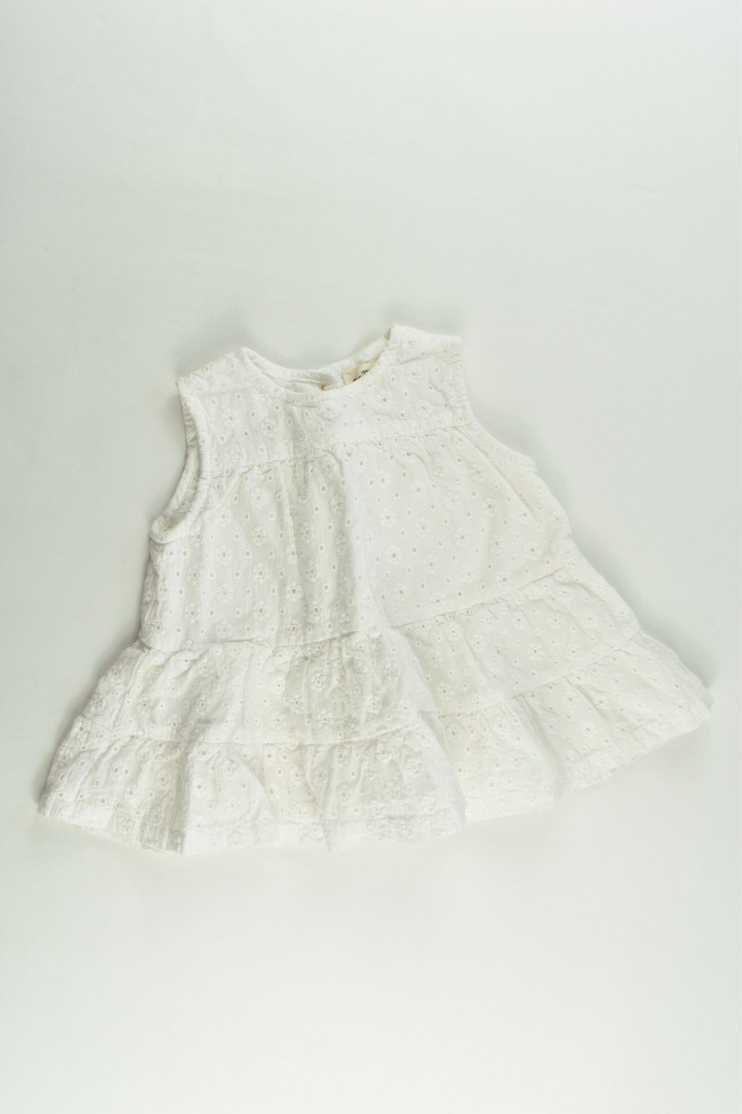 MaMer Sydney Size 000-00 (0-6 months) Lined Lace Dress