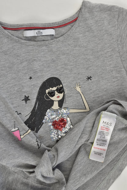 Marks & Spencer Size 6-7 (122 cm) Girl on Skateboard T-shirt