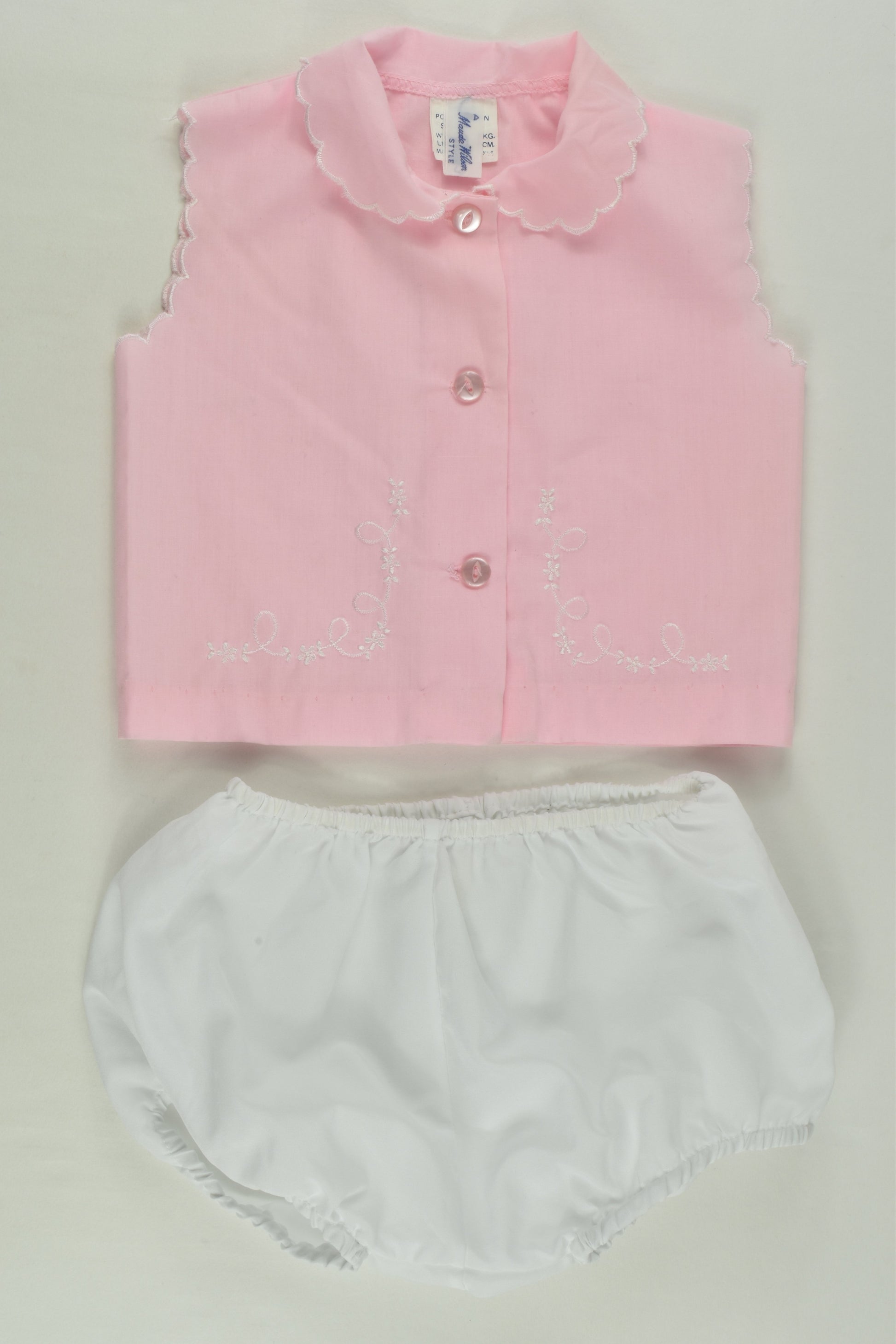 Maude Wilson Size 00 Vintage Embroidery Outfit