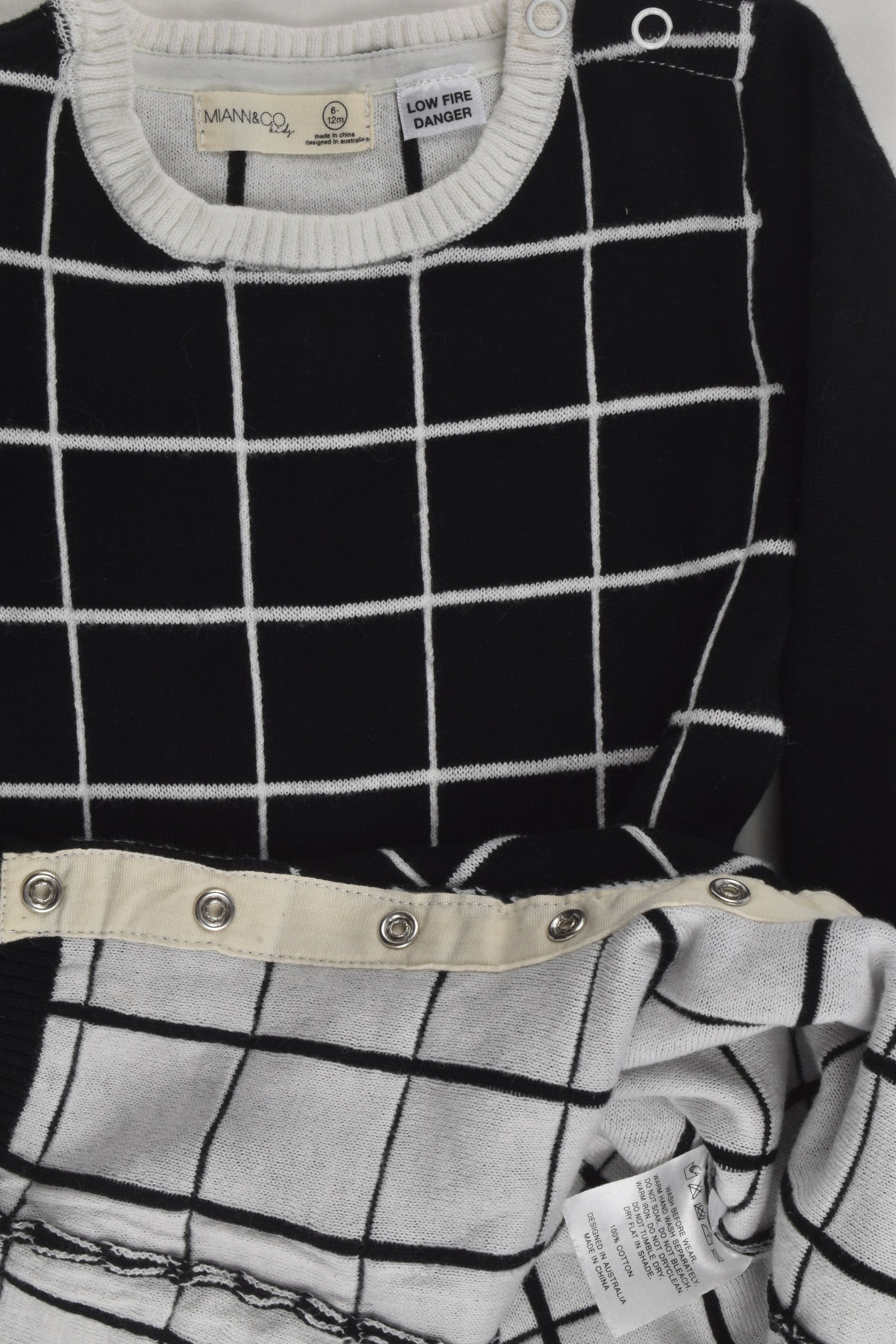 Miann & Co Size 0 Knit Romper