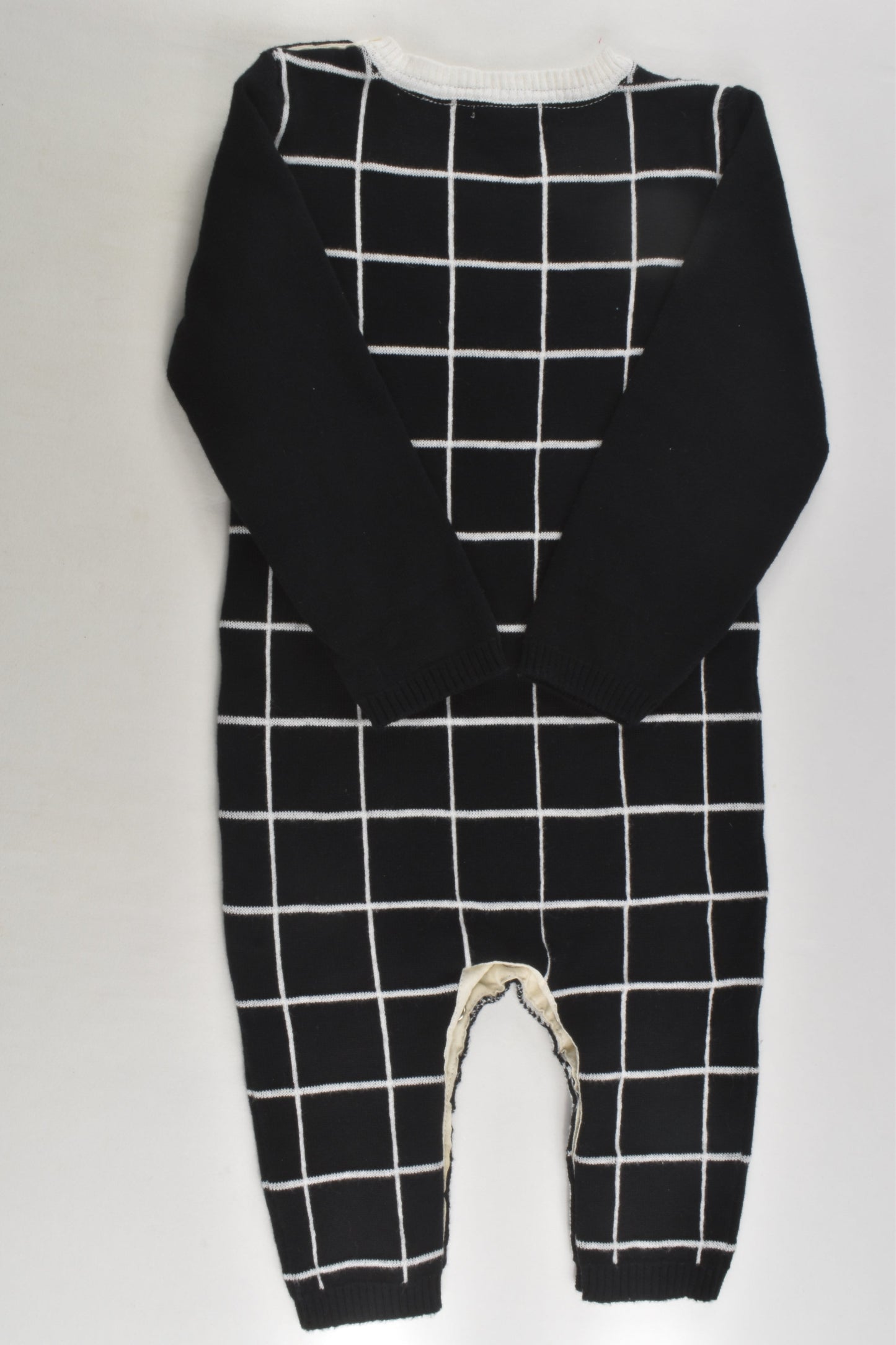 Miann & Co Size 0 Knit Romper