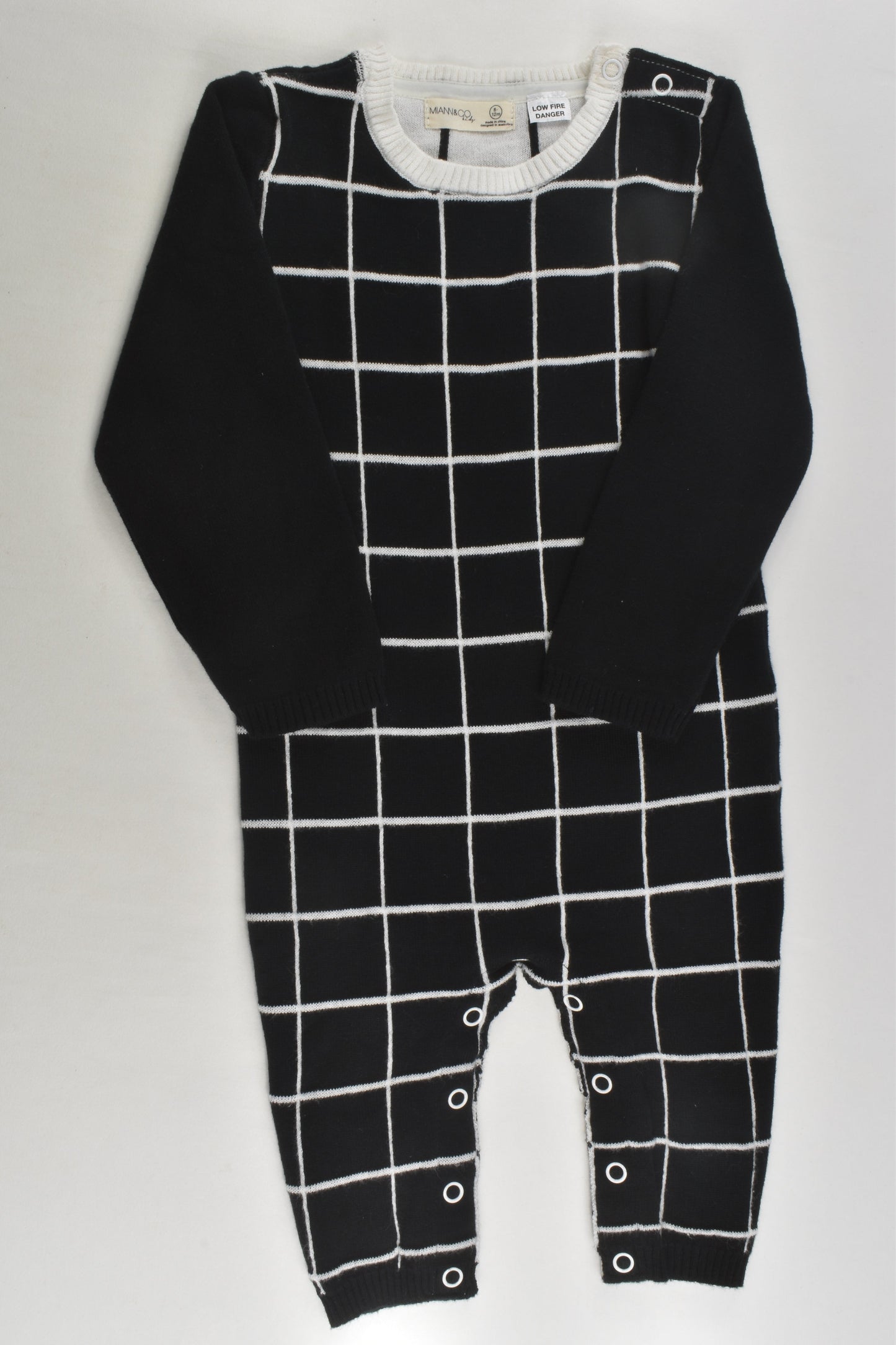 Miann & Co Size 0 Knit Romper