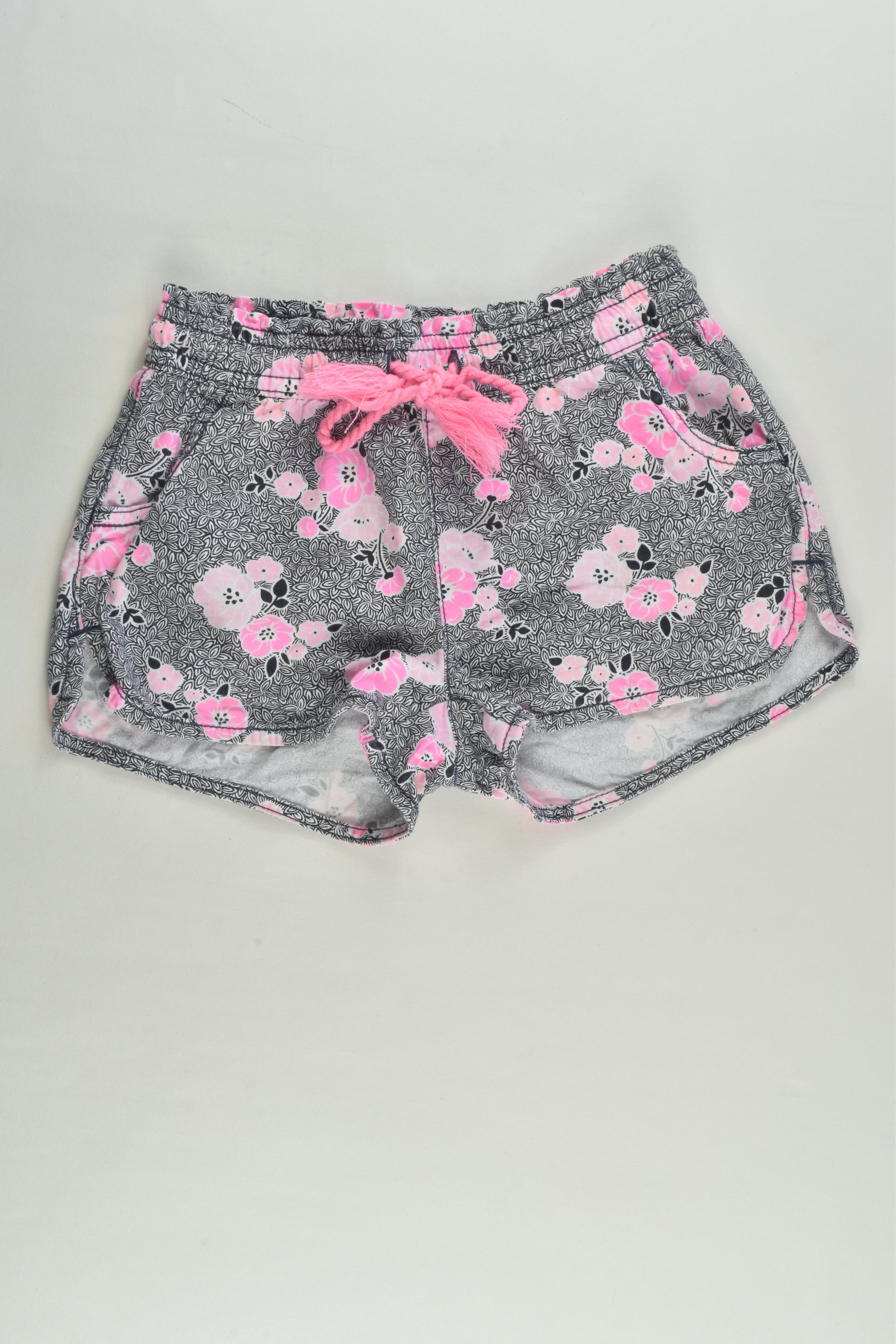 Milkshake Size 5 Floral Shorts