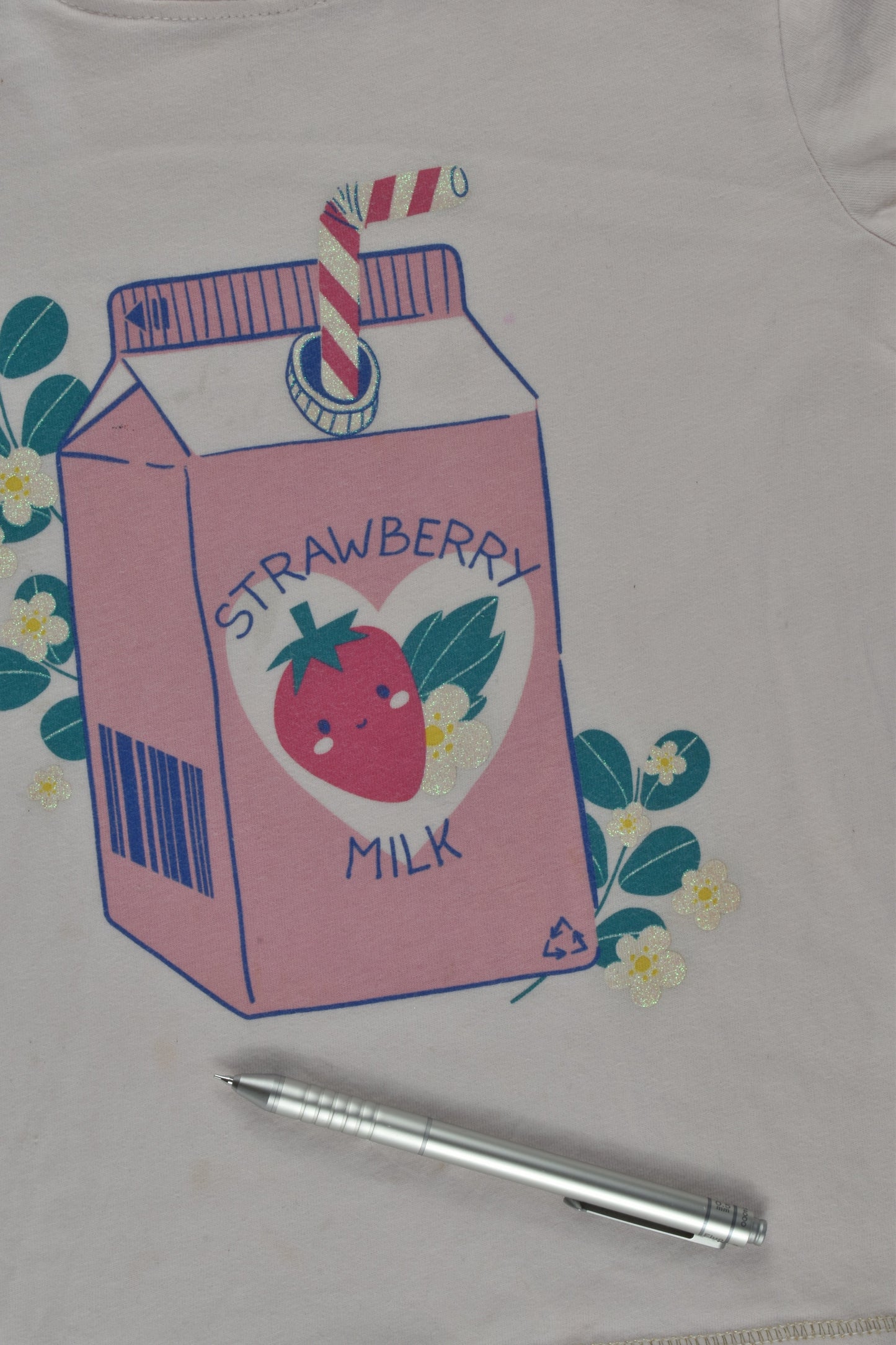 Milkshake Size 5 'Strawberry Milk' T-shirt