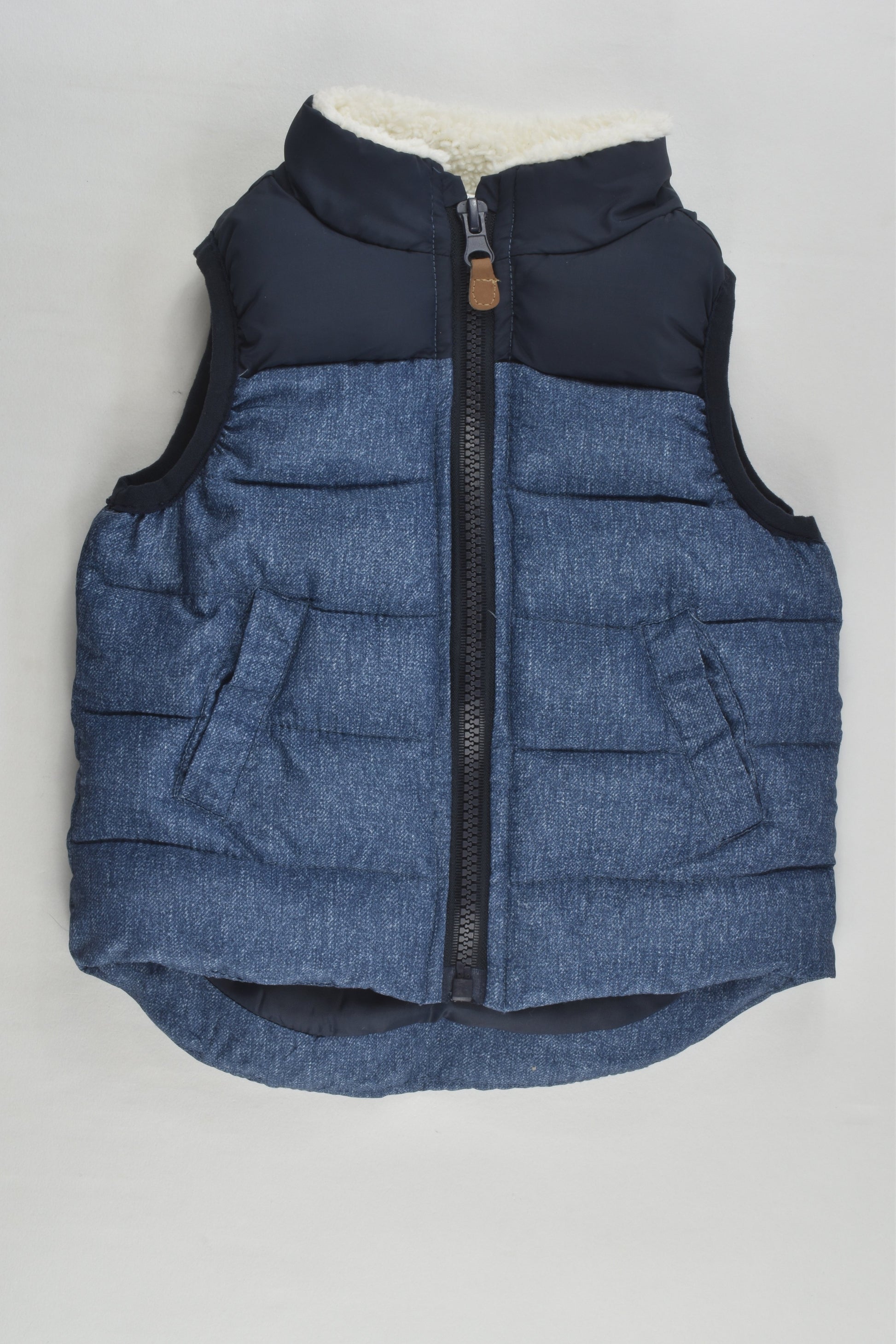 Milky Size 00 Puffer Vest