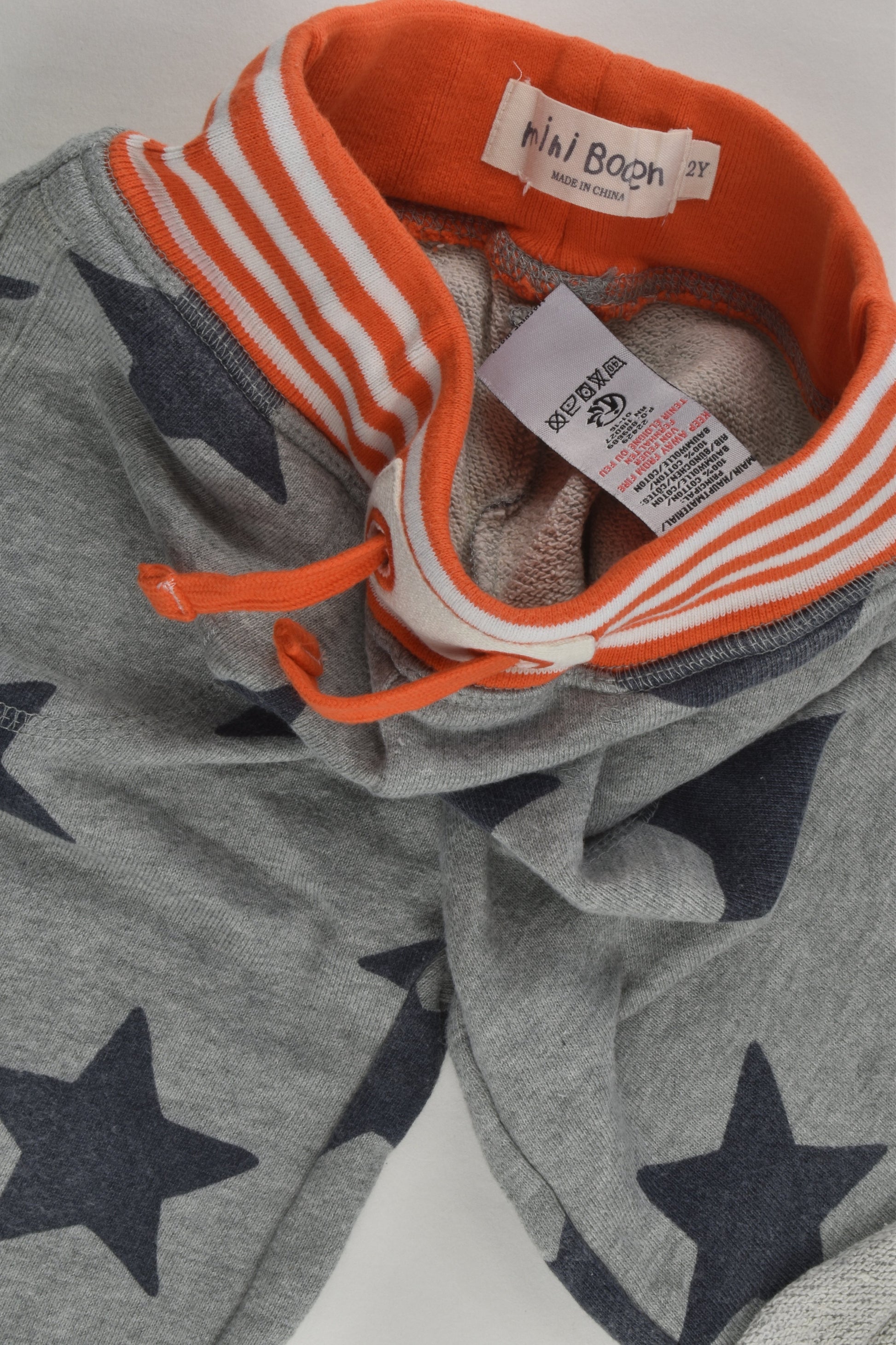 Mini Boden Size 2 Stars Sweater Shorts