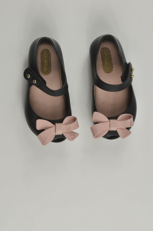 Mini Melissa Size US 6 Shoes