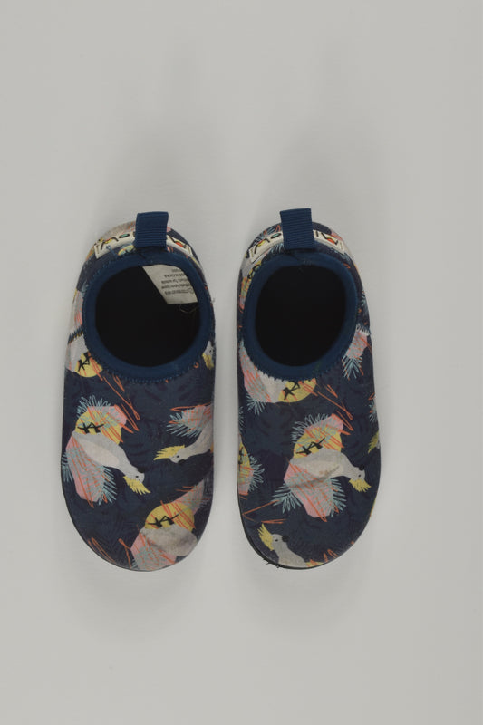 Minnow Design Size AU 7 Water Play Neoprene Shoes
