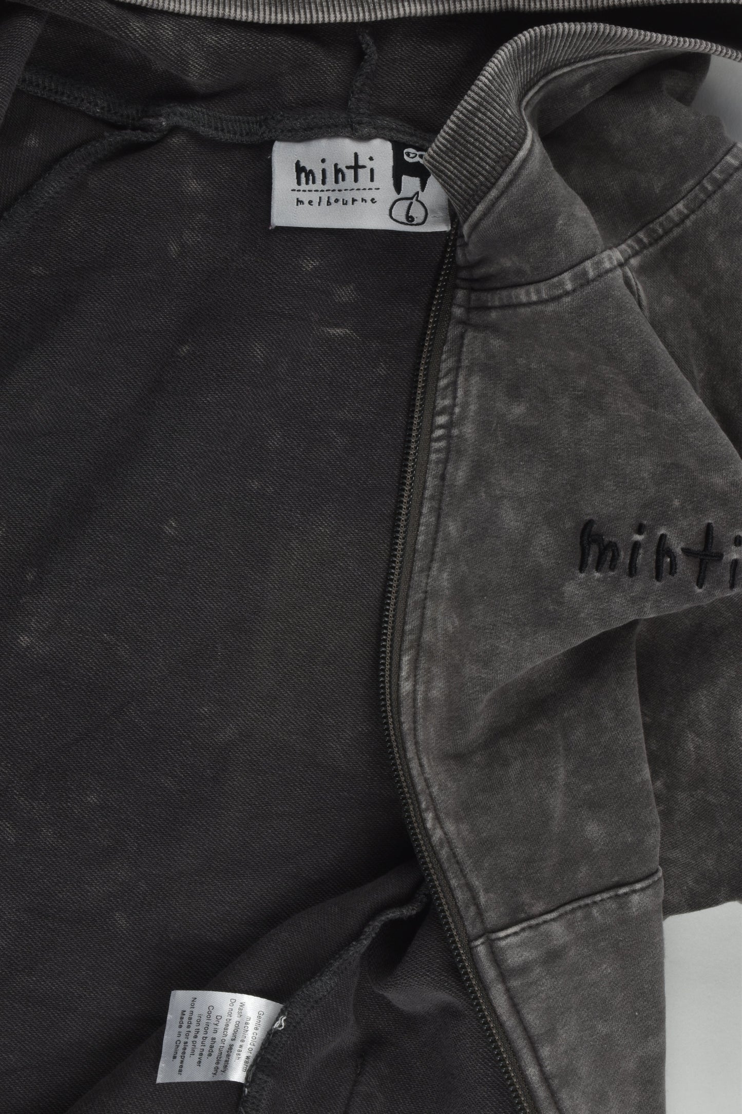 Minti Size 6 Zip Jumper