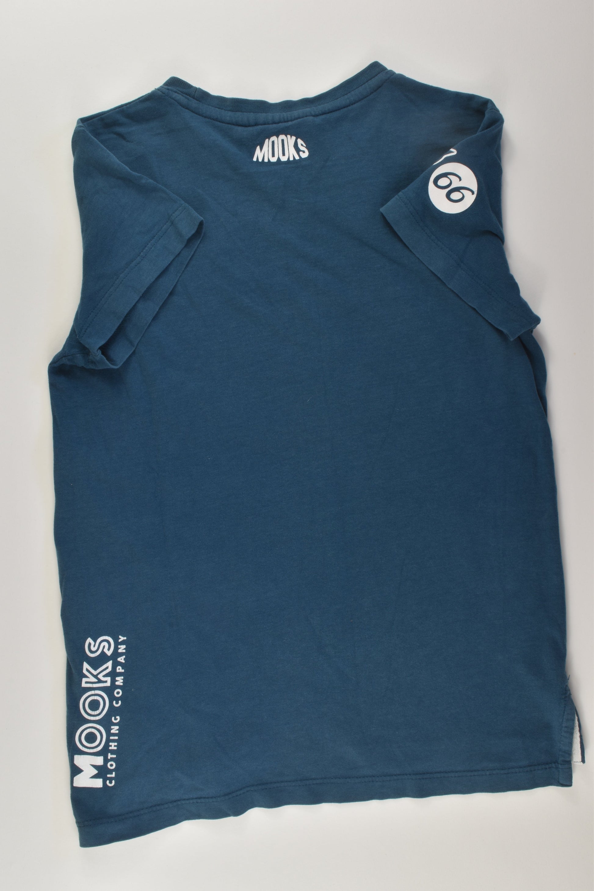 Mooks Size 7 T-shirt