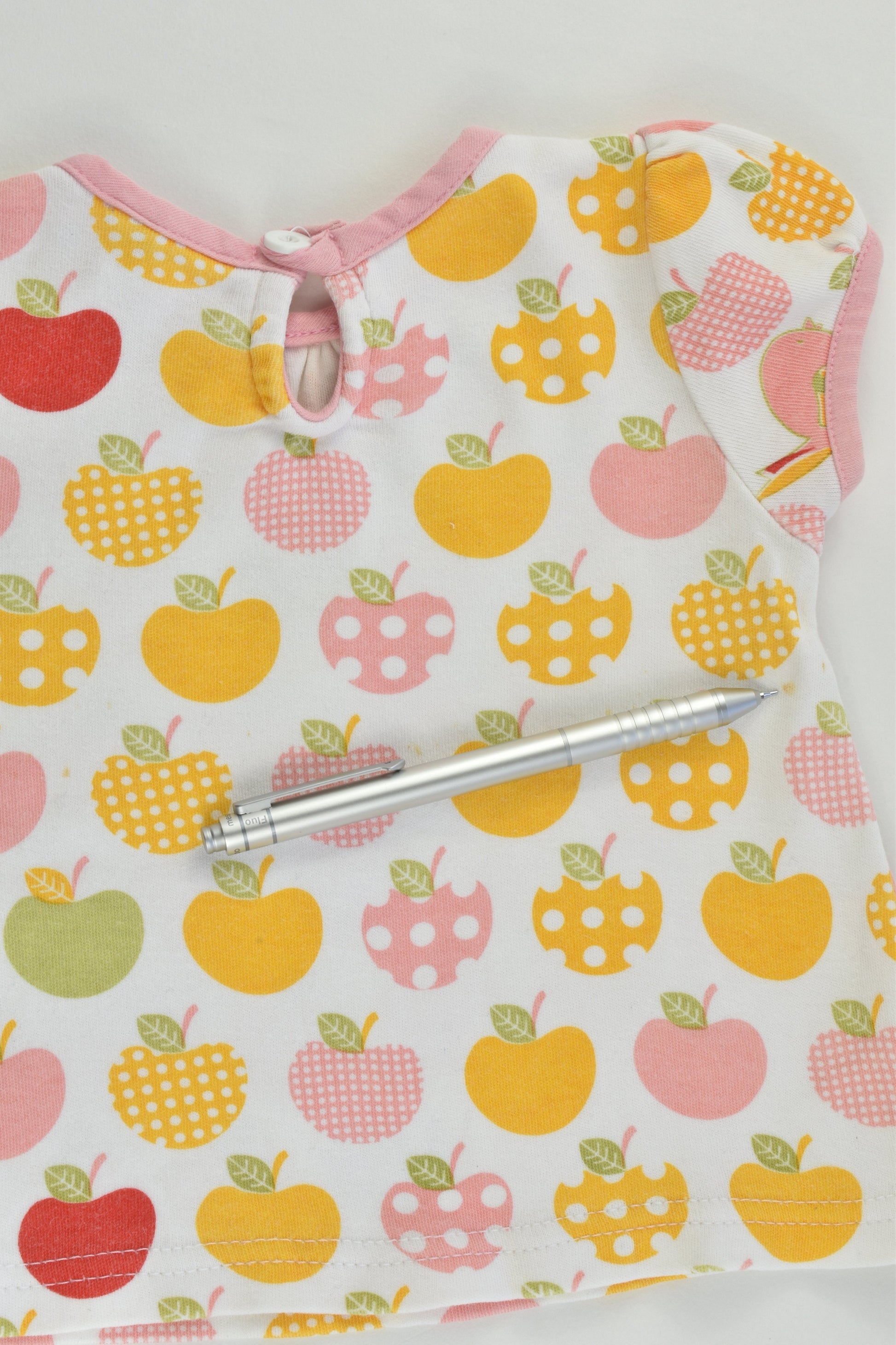 Mü & Me Size 00 (3-6 months) Apples T-shirt