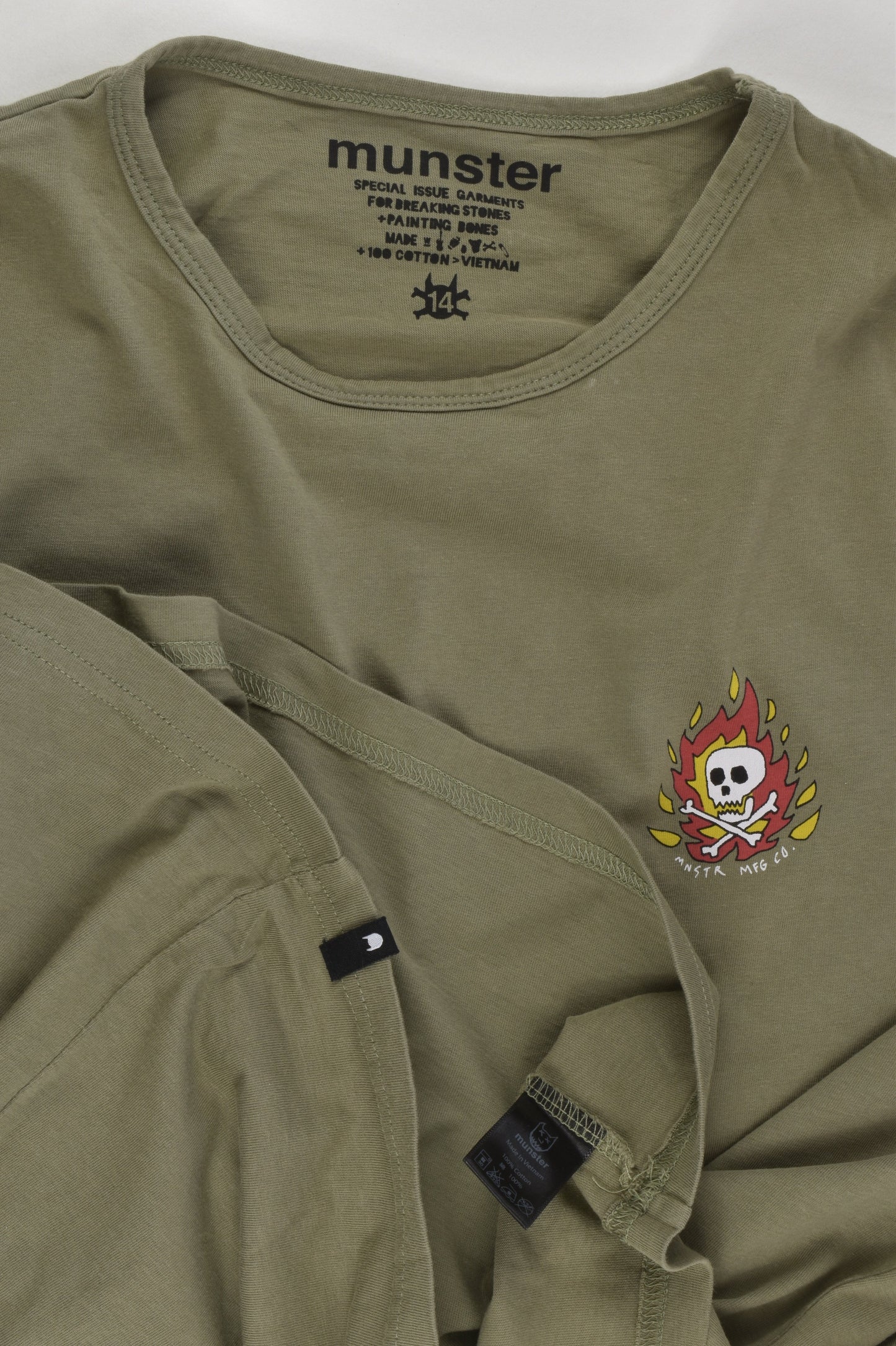 Munster Size 14 Skull Top