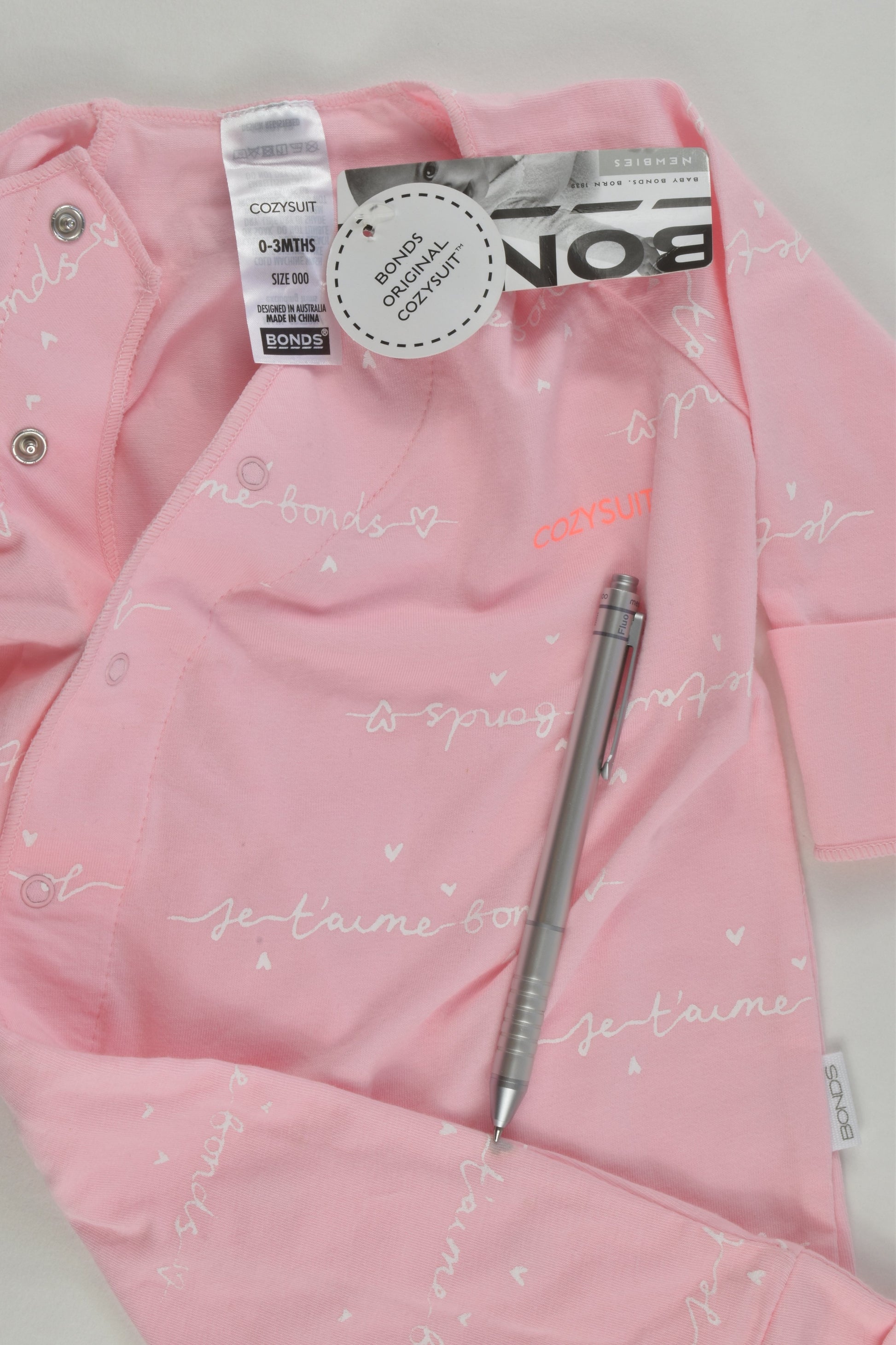 NEW Bonds Size 000 (0-3 months) Cozysuit