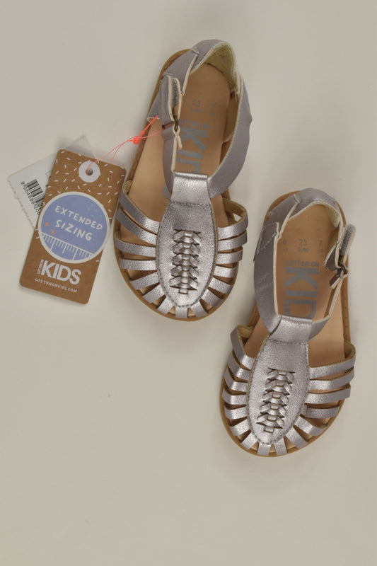 NEW Cotton On Kids Size UK 6 Sandals
