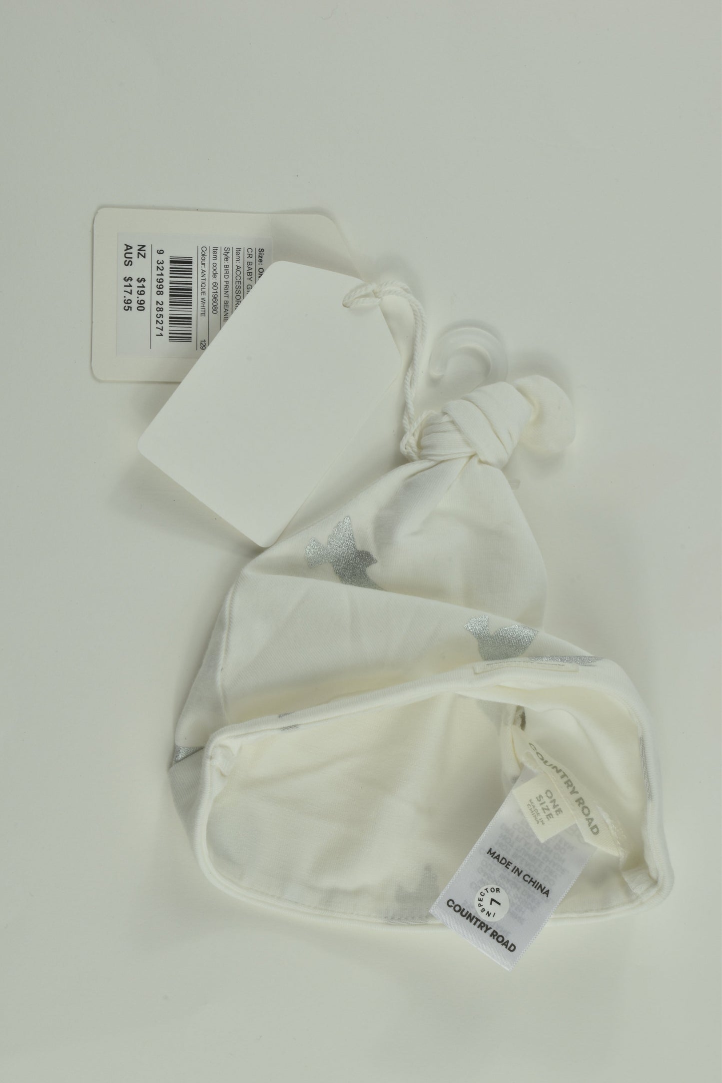 NEW Country Road Size approx 0-6 months Beanie