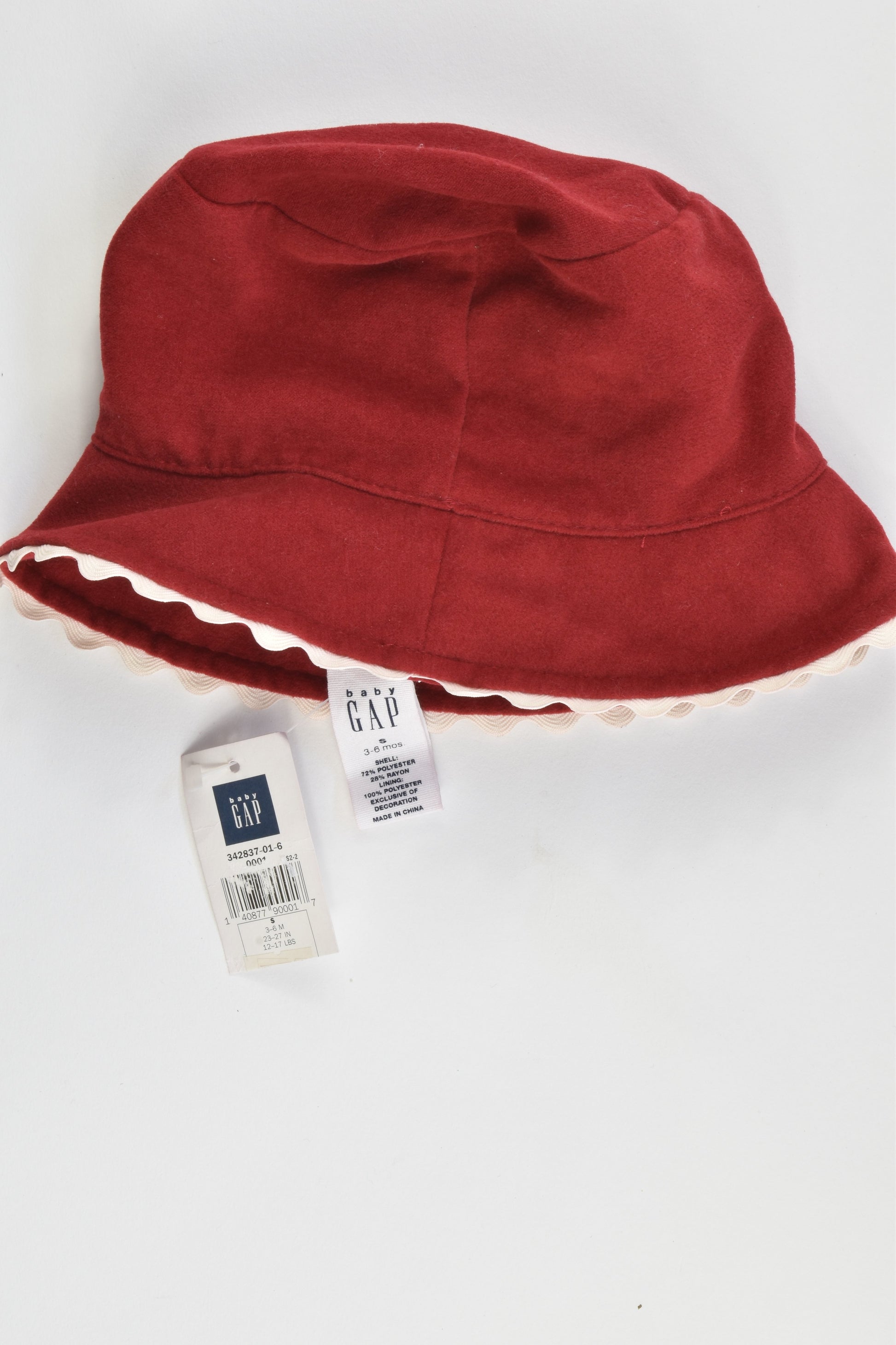 NEW Gap Size 3-6 months Hat