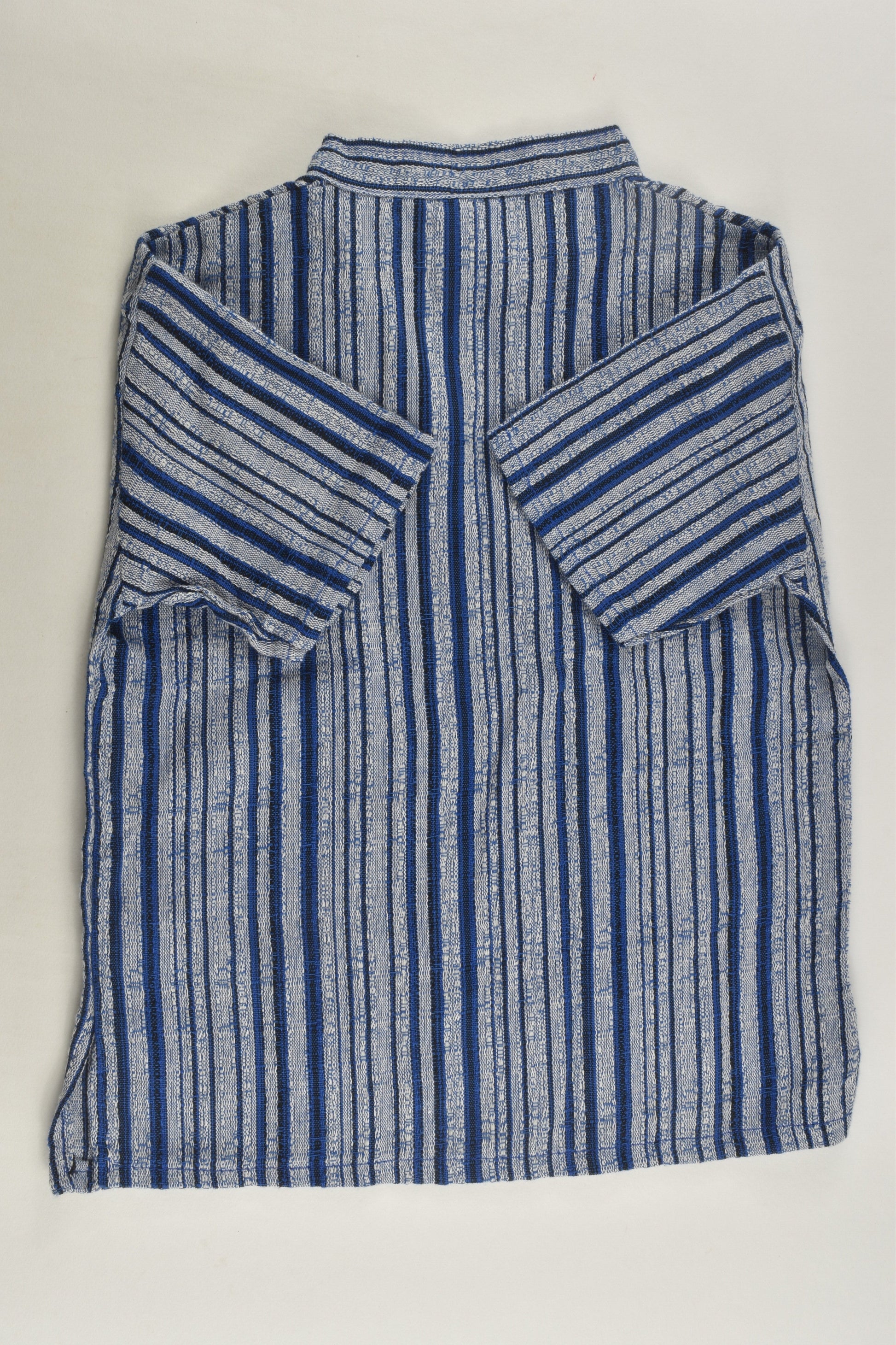 NEW Giras Size 2 Greek Shirt