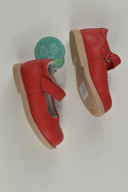 NEW Grosby Size 5 Leather Shoes