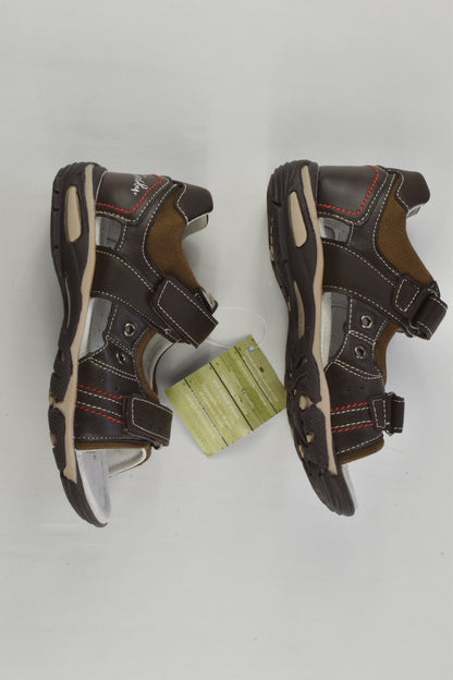 NEW Grosby Size US 12 Leather Sandals