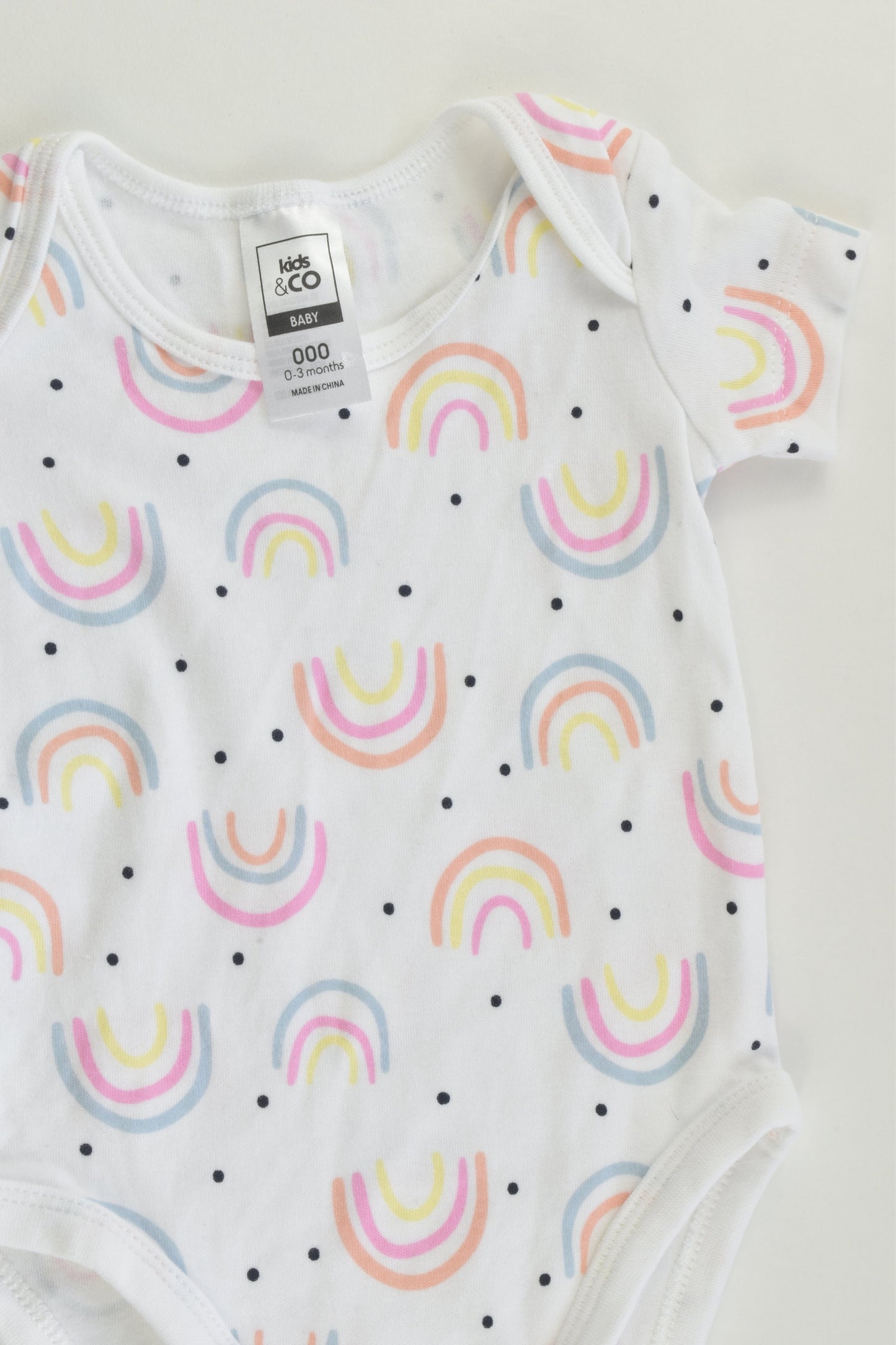 NEW Kids & Co Size 000 (0-3 months) Rainbow Bodysuit
