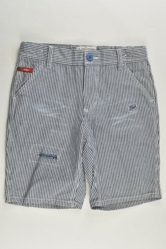 NEW Lee Cooper Size 8 Lightweight Striped Shorts