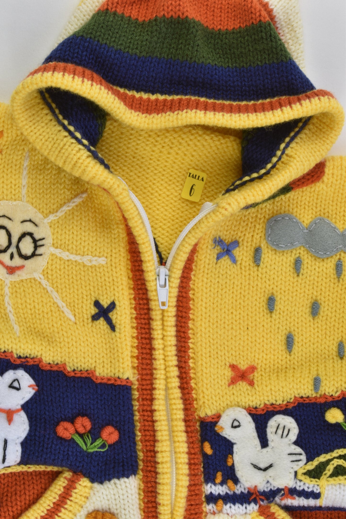 NEW Peruvian Handmade Size 6 Wool Jumper with Zip and Hood