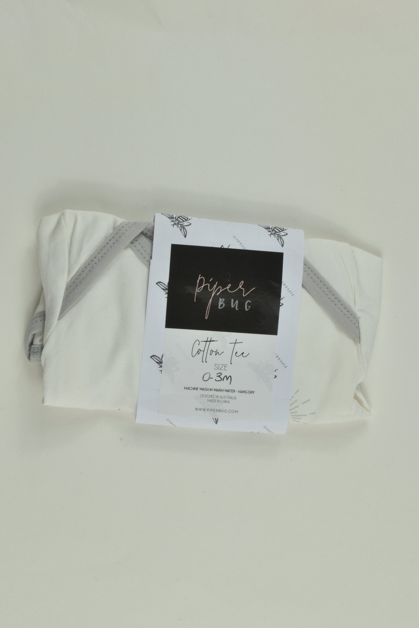 NEW Piper Bug Size 000 Christmas Bodysuit