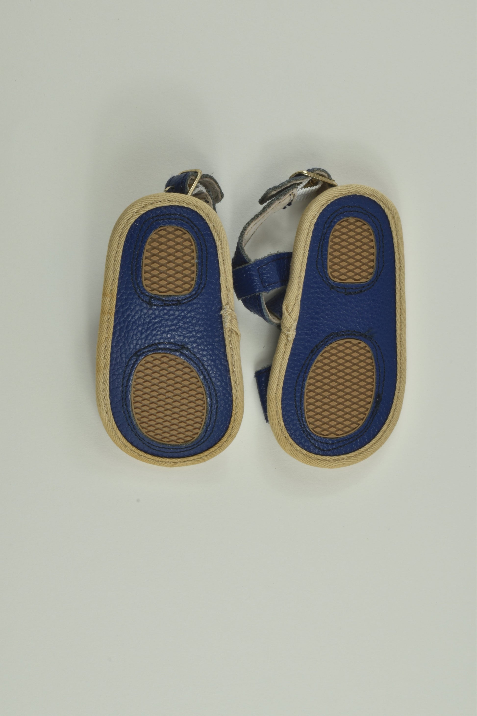 NEW Raindrop Kids Size 4 Leather Soft Sole Sandals